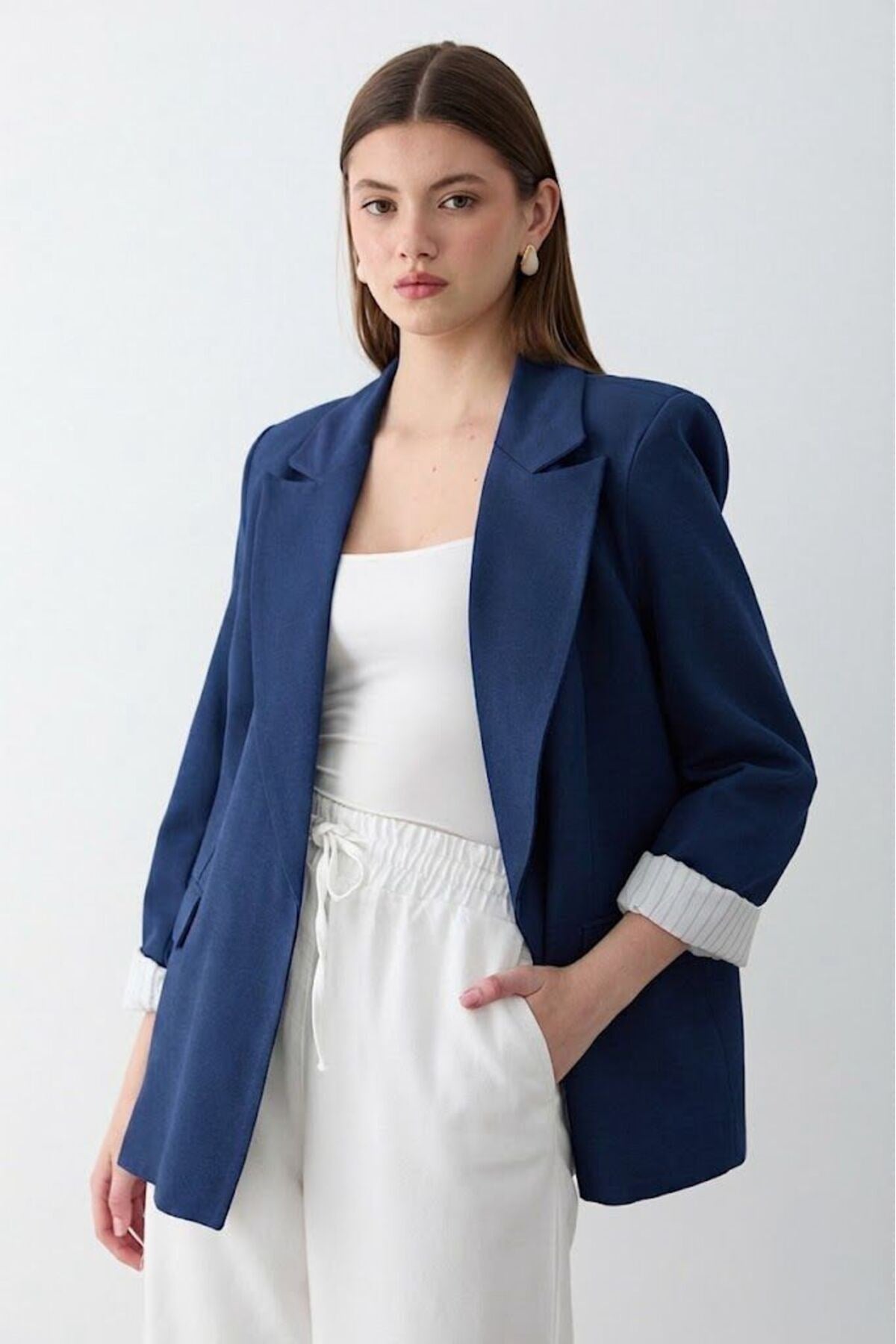 Kadın Lacivert Çizgili İçi Astarlı Kol Detaylı Blazer Ceket