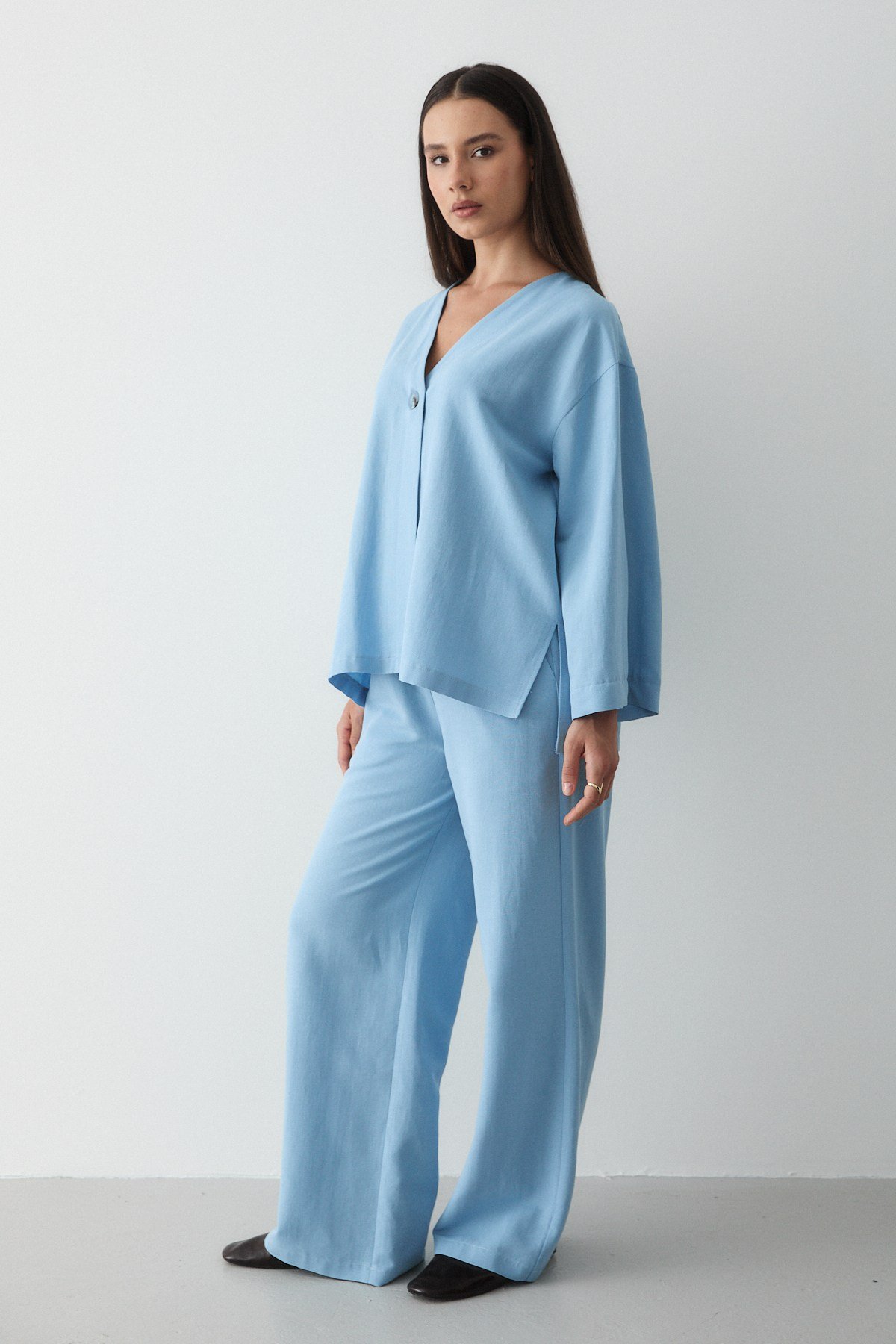 Kadın Mavi Düğmeli V Yaka Kimono & Beli Lastikli Pantolon Keten Alt & Üst Takım