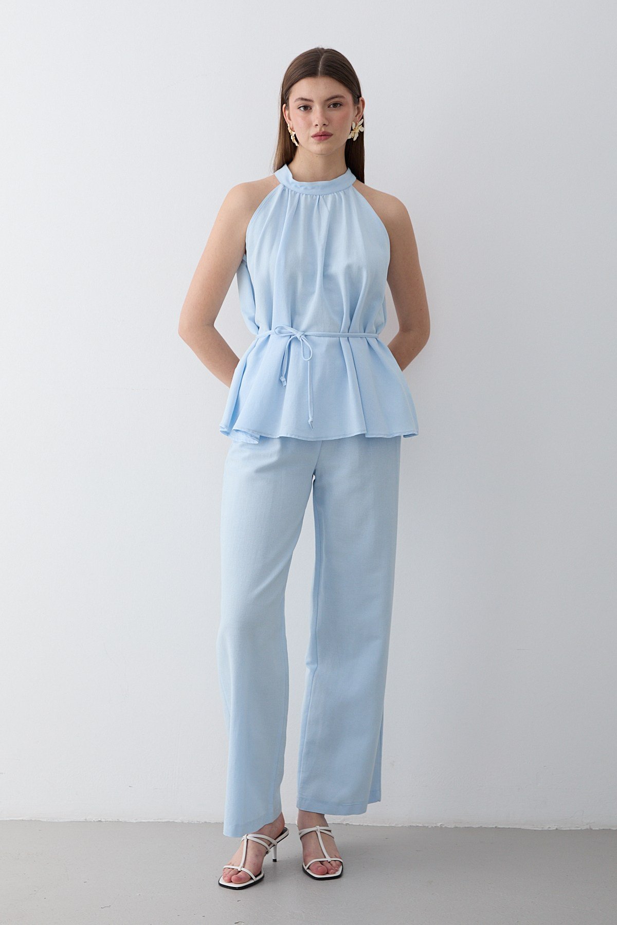 Kadın Mavi Halter Yaka Kuşak Detaylı Bluz Pantolon Takım