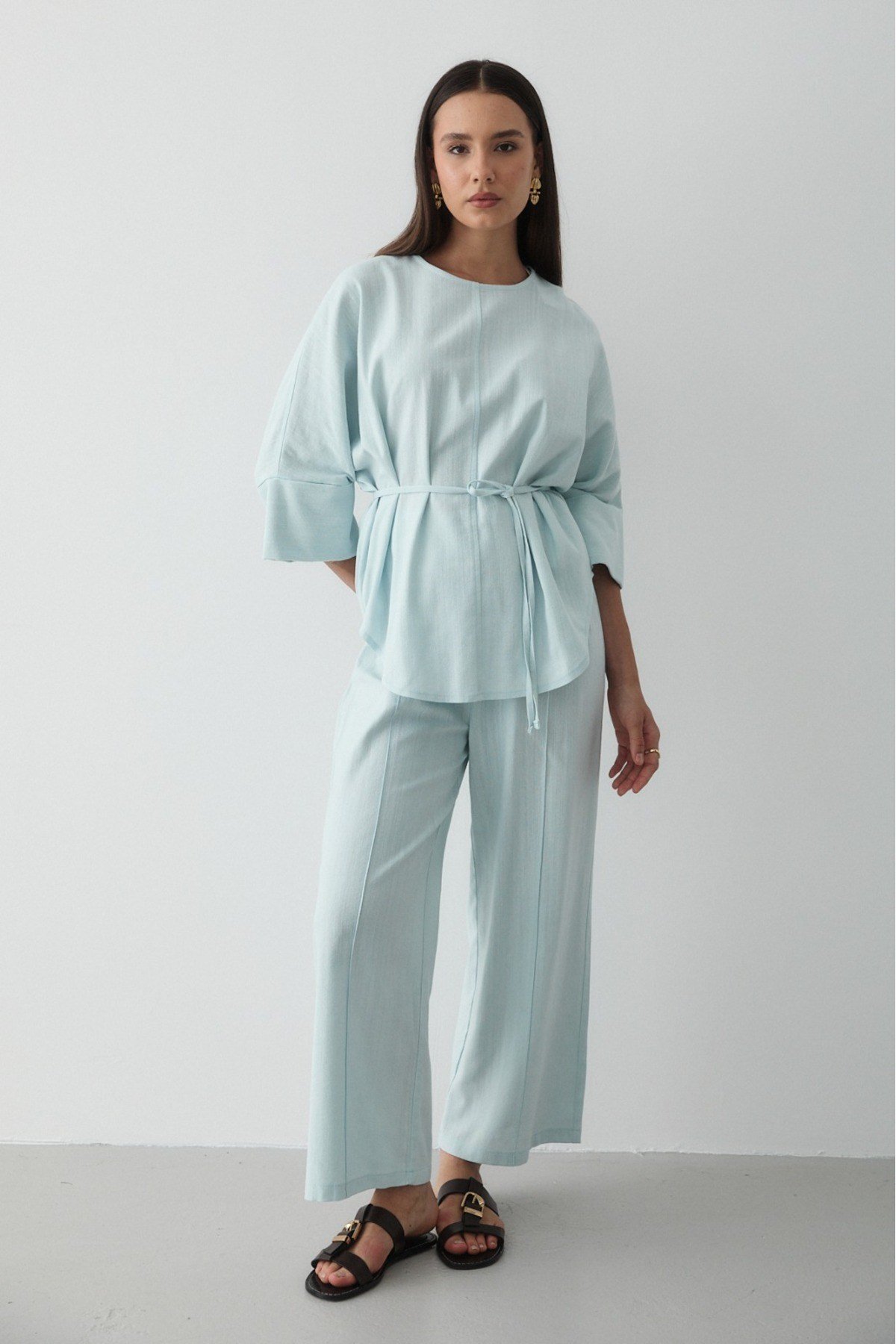 Kadın Mavi Keten Oversize Üst Bluz & Lastikli Bol Paça Pantolon Alt & Üst Takım