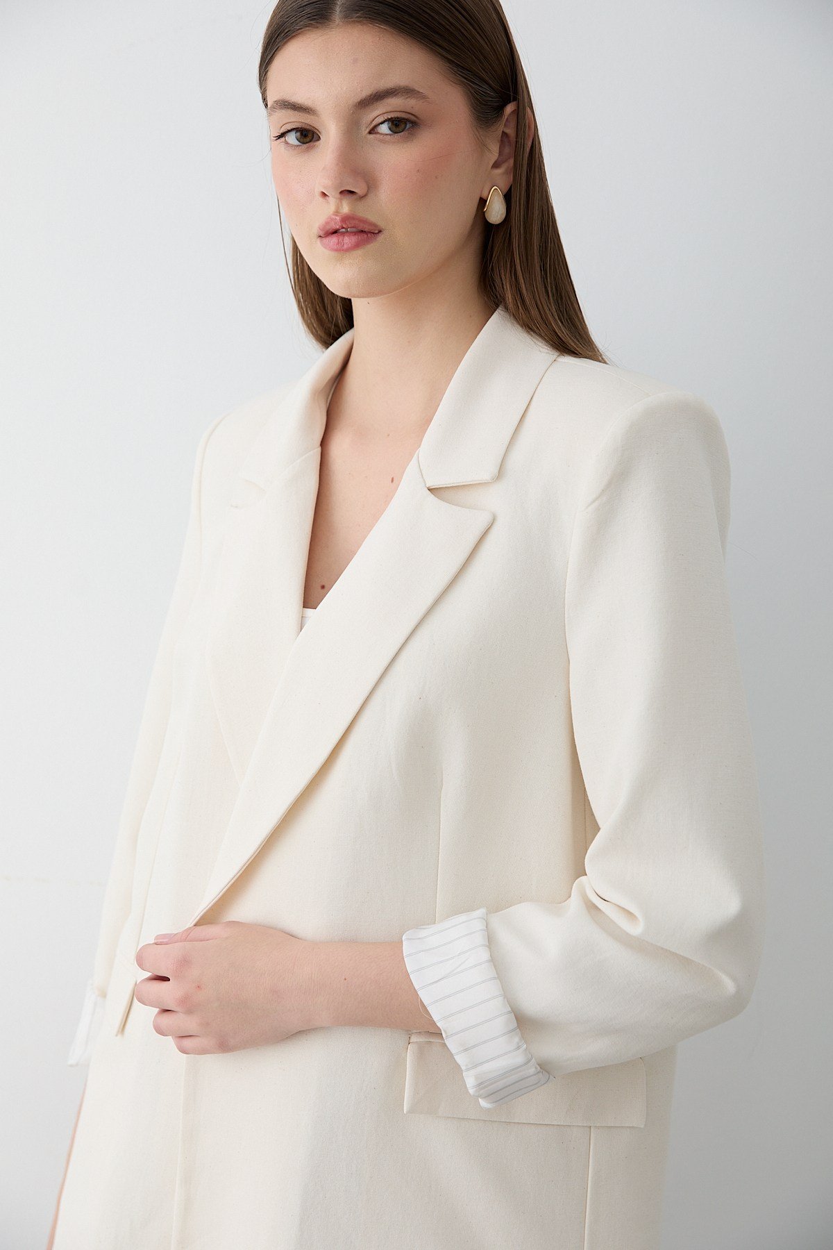 Kadın Naturel Çizgili İçi Astarlı Kol Detaylı Blazer Ceket