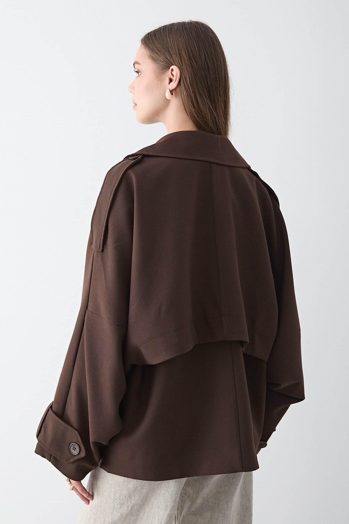 Kadın Oversize Kruvaze Yaka Cepli Kısa Trençkot