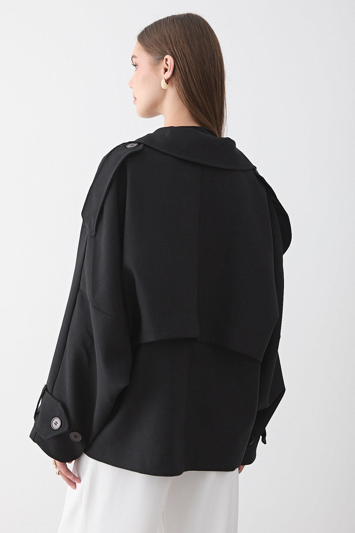 Kadın Oversize Kruvaze Yaka Kısa Trençkot