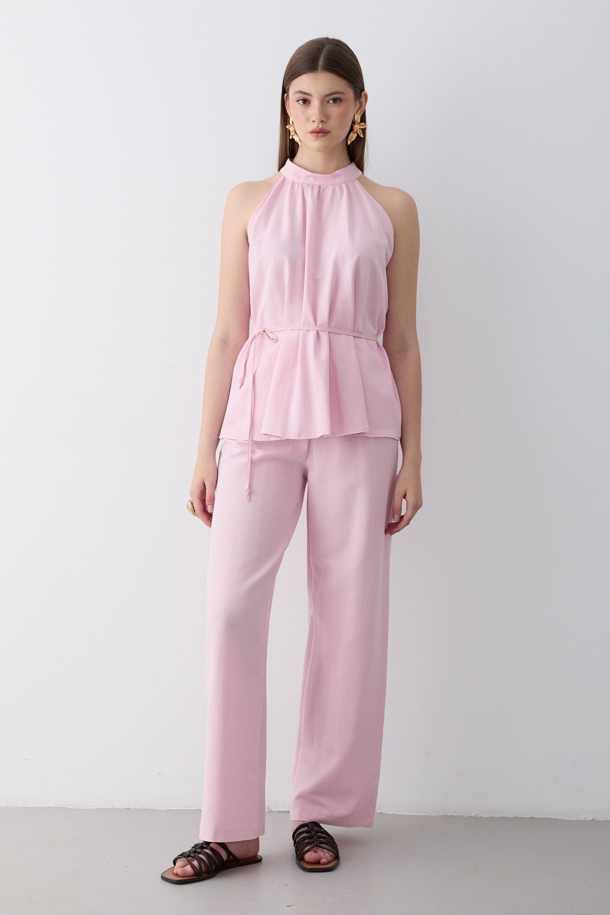 Kadın Pembe Halter Yaka Kuşak Detaylı Bluz Pantolon Takım