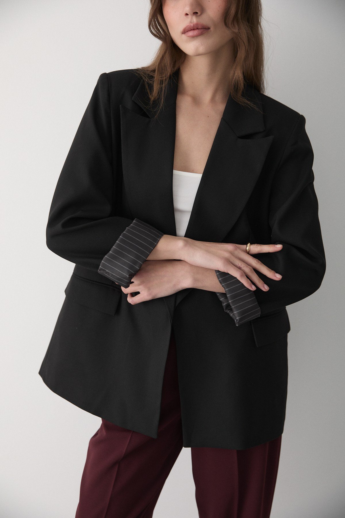 Kadın Siyah Çizgili İçi Astarlı Kol Detaylı Blazer Ceket