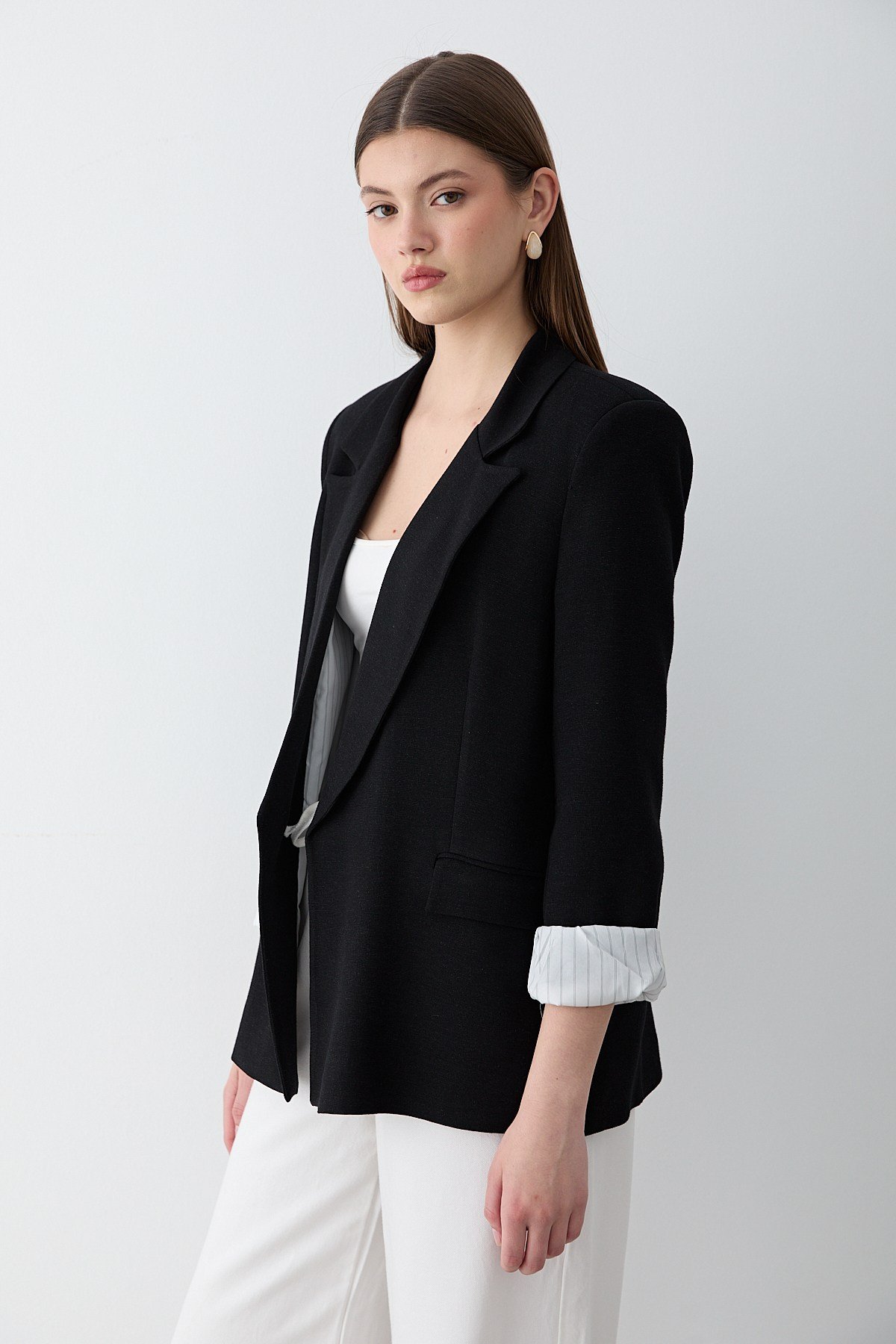 Kadın Siyah Çizgili İçi Astarlı Kol Detaylı Blazer Ceket