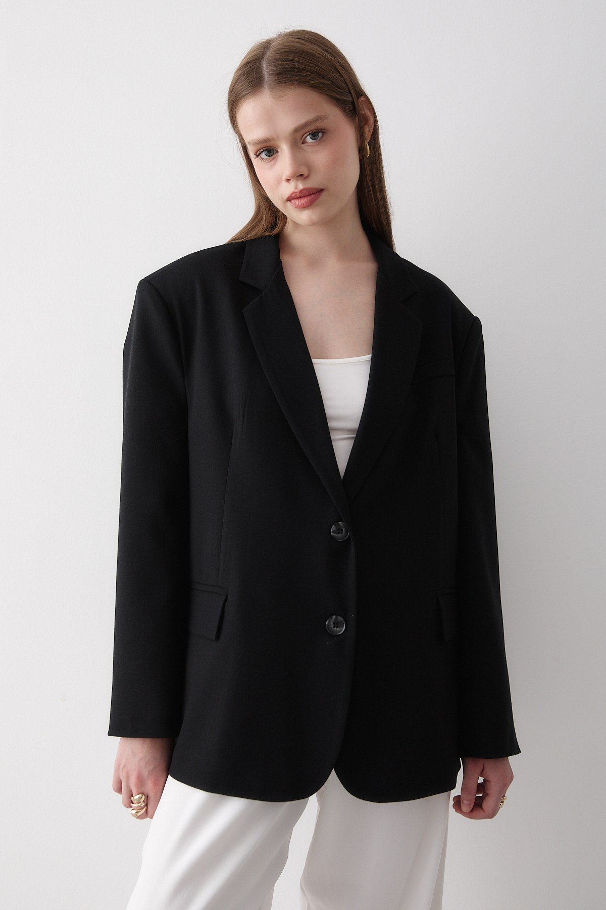 Kadın Siyah Düğme Detaylı Oversize Blazer Ceket