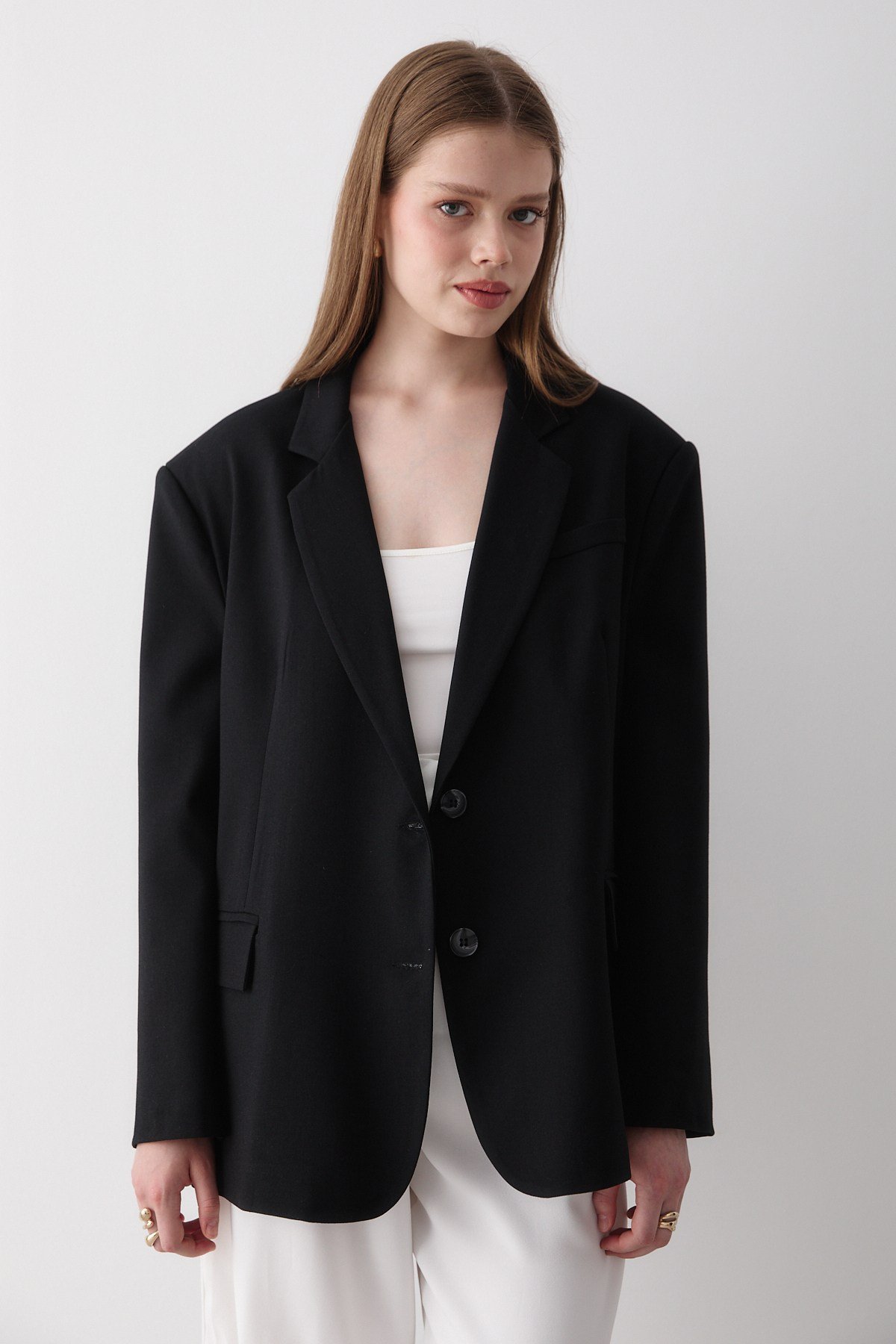 Kadın Siyah Düğme Detaylı Oversize Blazer Ceket