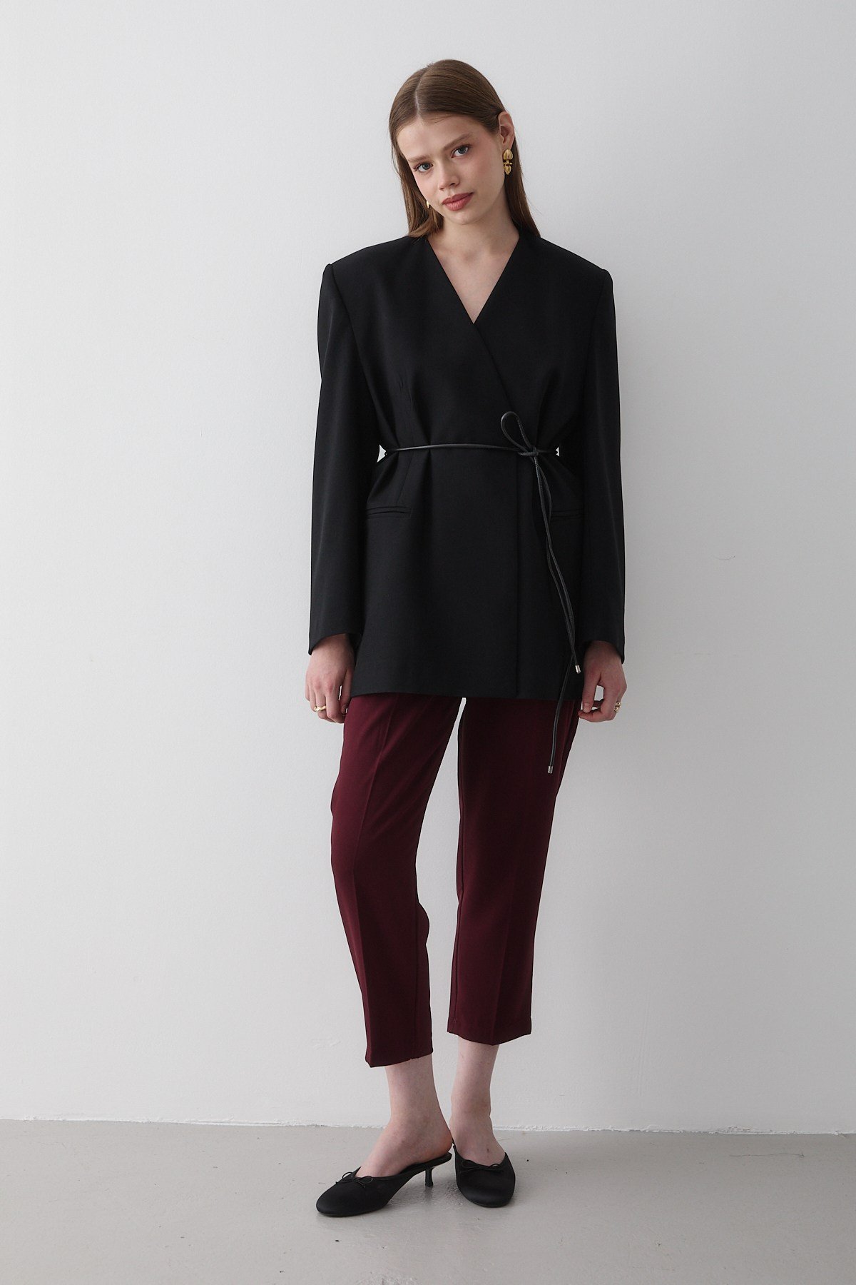 Kadın Siyah Kruvaze Kemer Detaylı Oversize Blazer Ceket