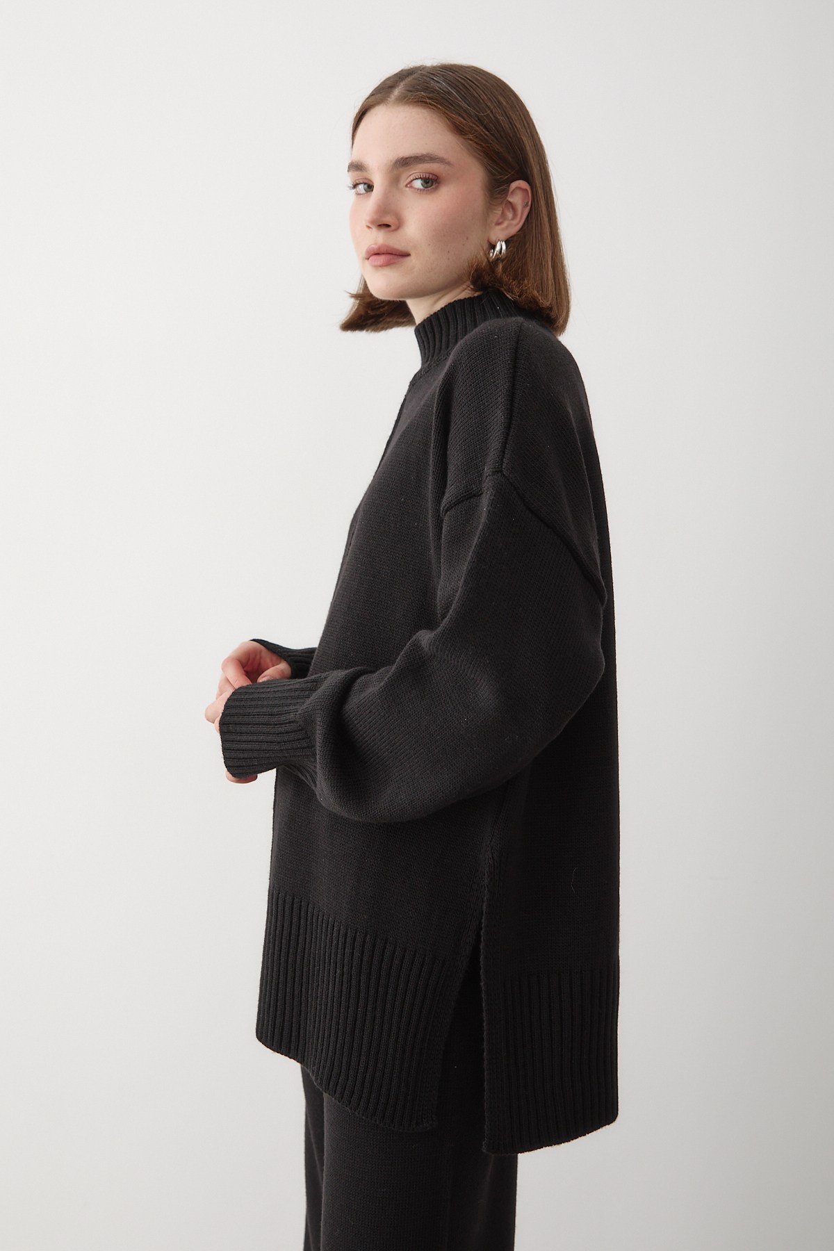 Kadın Siyah Oversize Balıkçı Yaka Triko Kazak & Beli Lastikli Pantolon Alt&Üst Takım