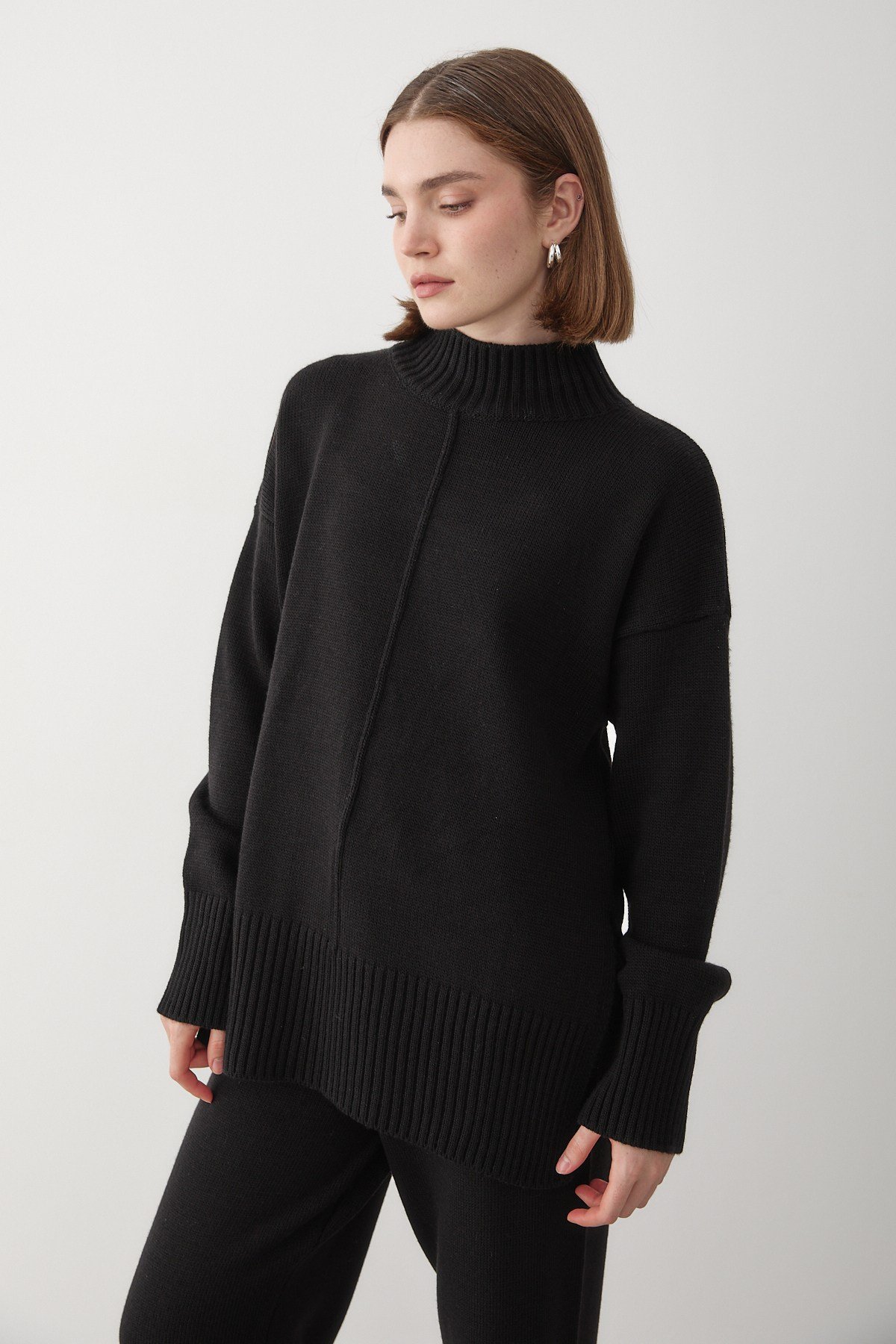 Kadın Siyah Oversize Balıkçı Yaka Triko Kazak & Beli Lastikli Pantolon Alt&Üst Takım