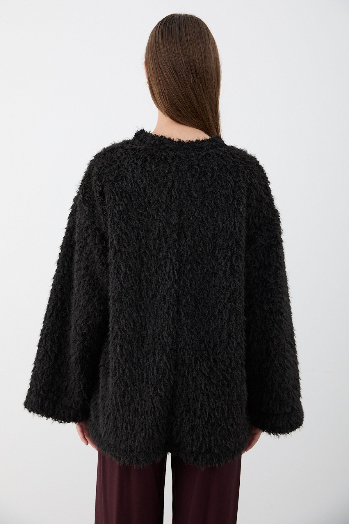 Kadın Siyah Oversize Peluş Kazak