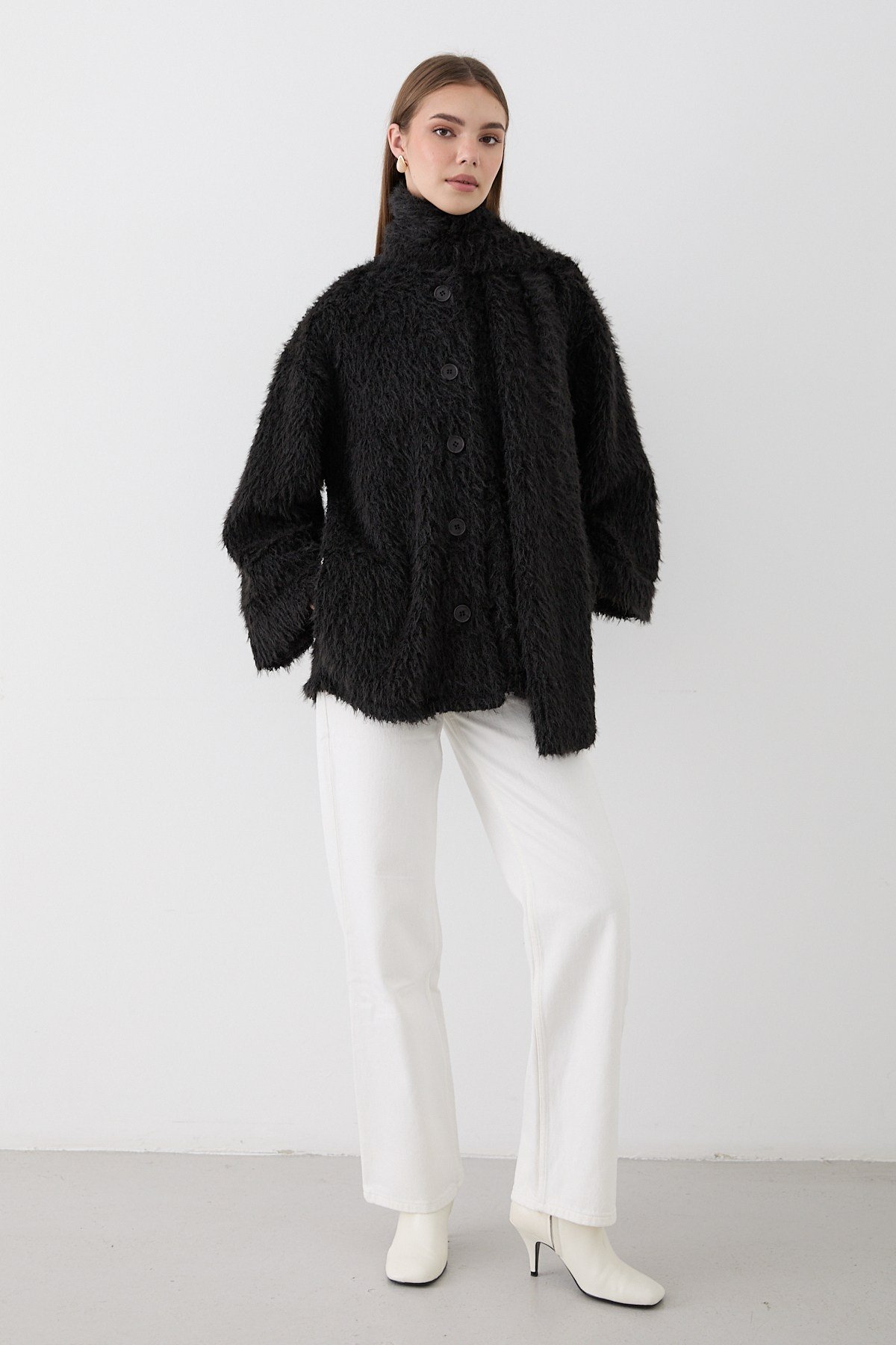 Kadın Siyah Peluş Şal Yaka Oversize Hırka