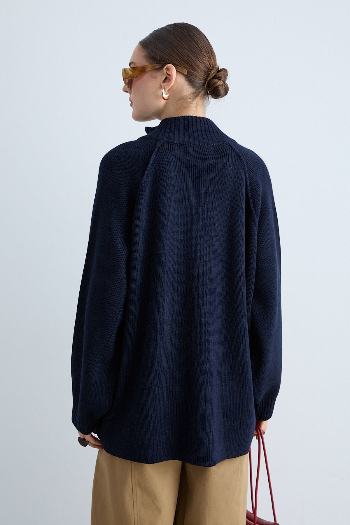 Kadın Triko Dik Yaka Fermuarlı Oversize Hırka Raglan Kollu Örgü Ceket -Lacivert