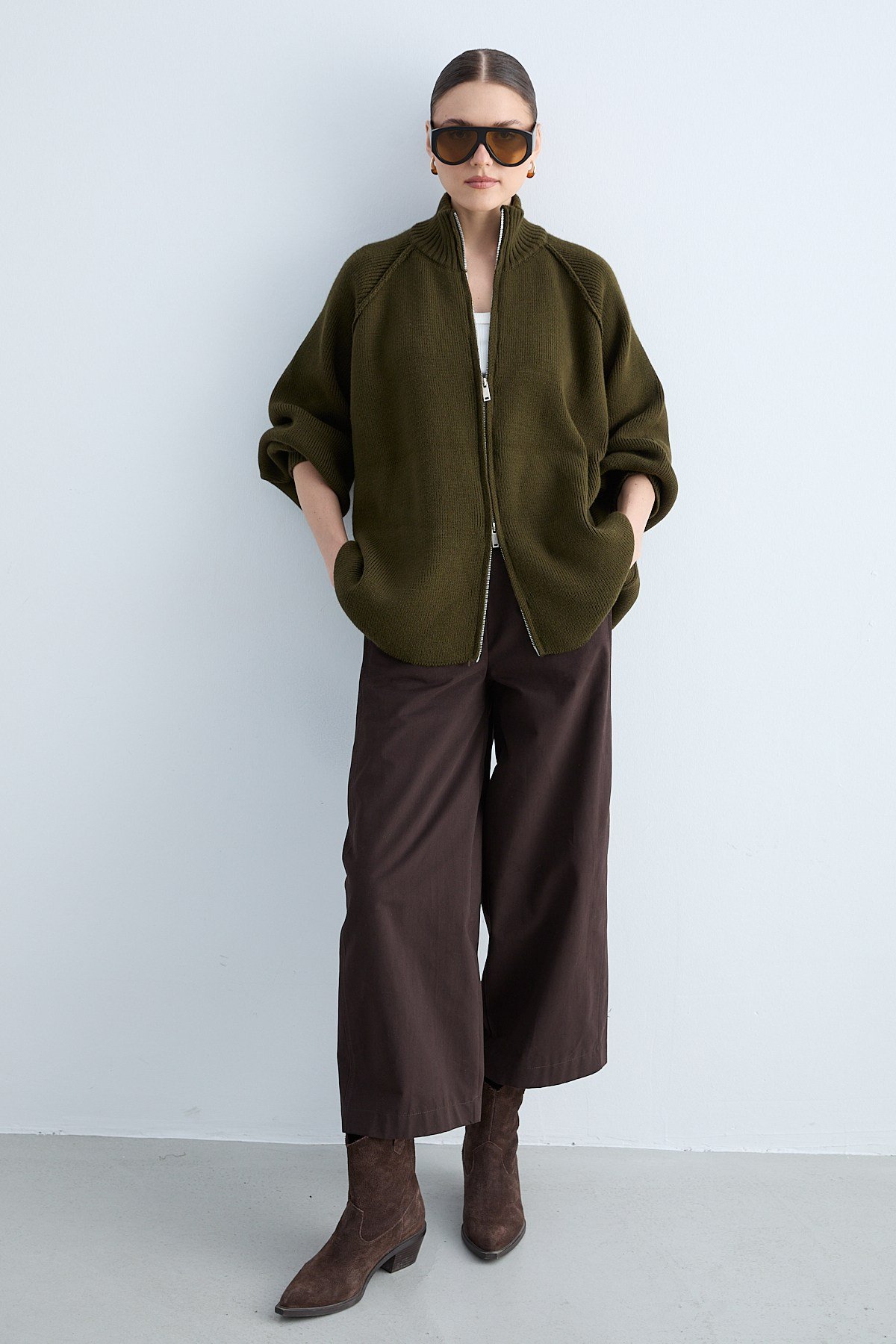 Kadın Triko Dik Yaka Fermuarlı Oversize Hırka Raglan Kollu Örgü Ceket -Haki