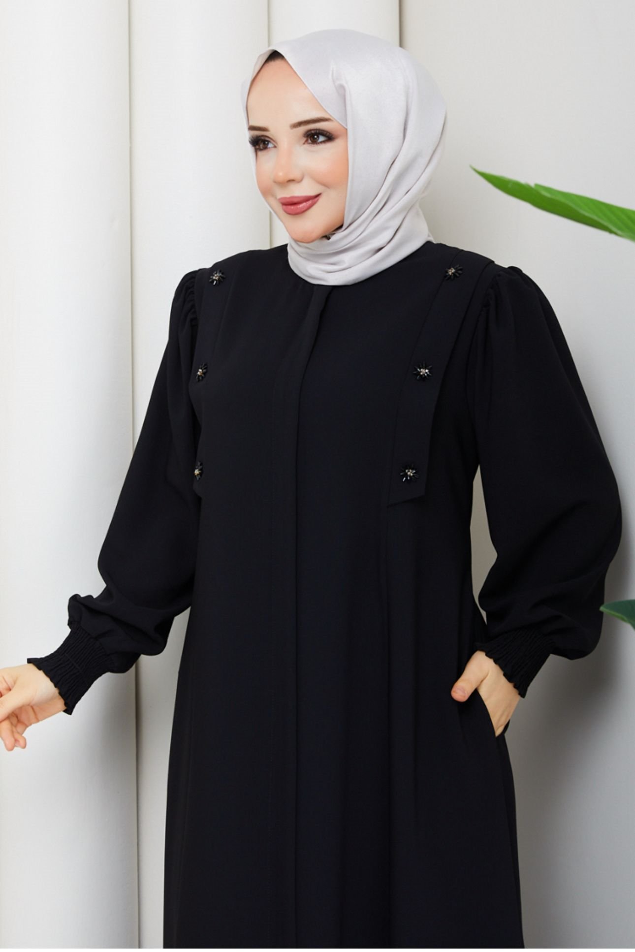 BRONŞ DETAYLI FERACE / Siyah