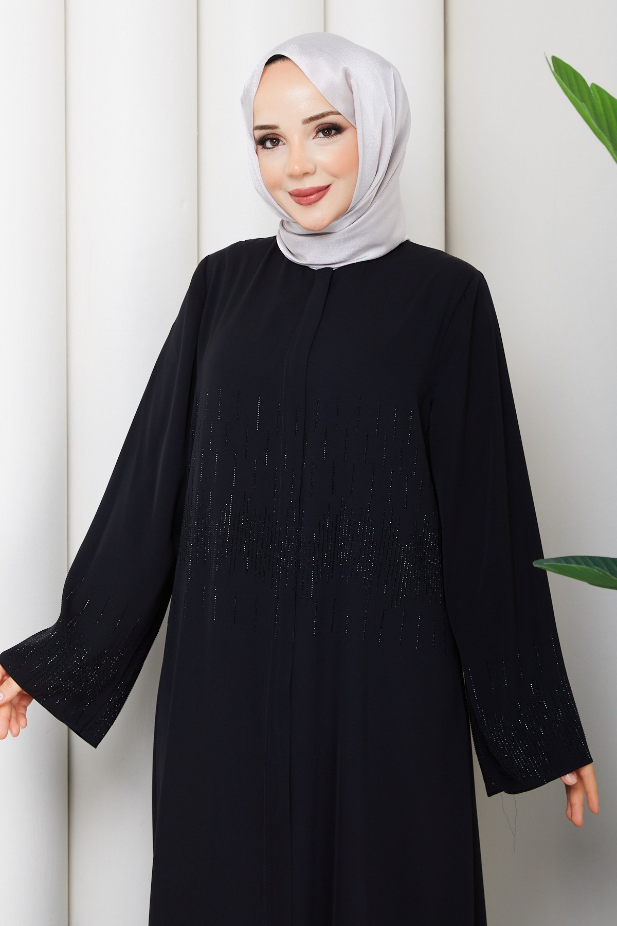 DUBAİ ESİNTİSİ TAŞLI ŞIK FERACE / Siyah