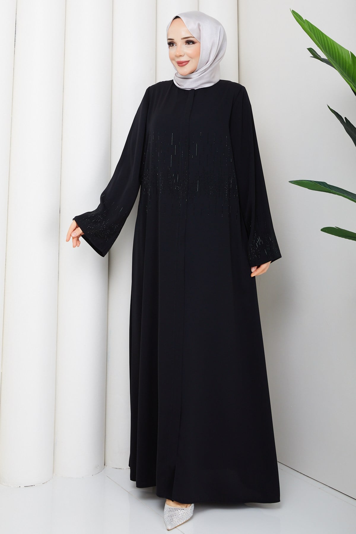 DUBAİ ESİNTİSİ TAŞLI ŞIK FERACE / Siyah