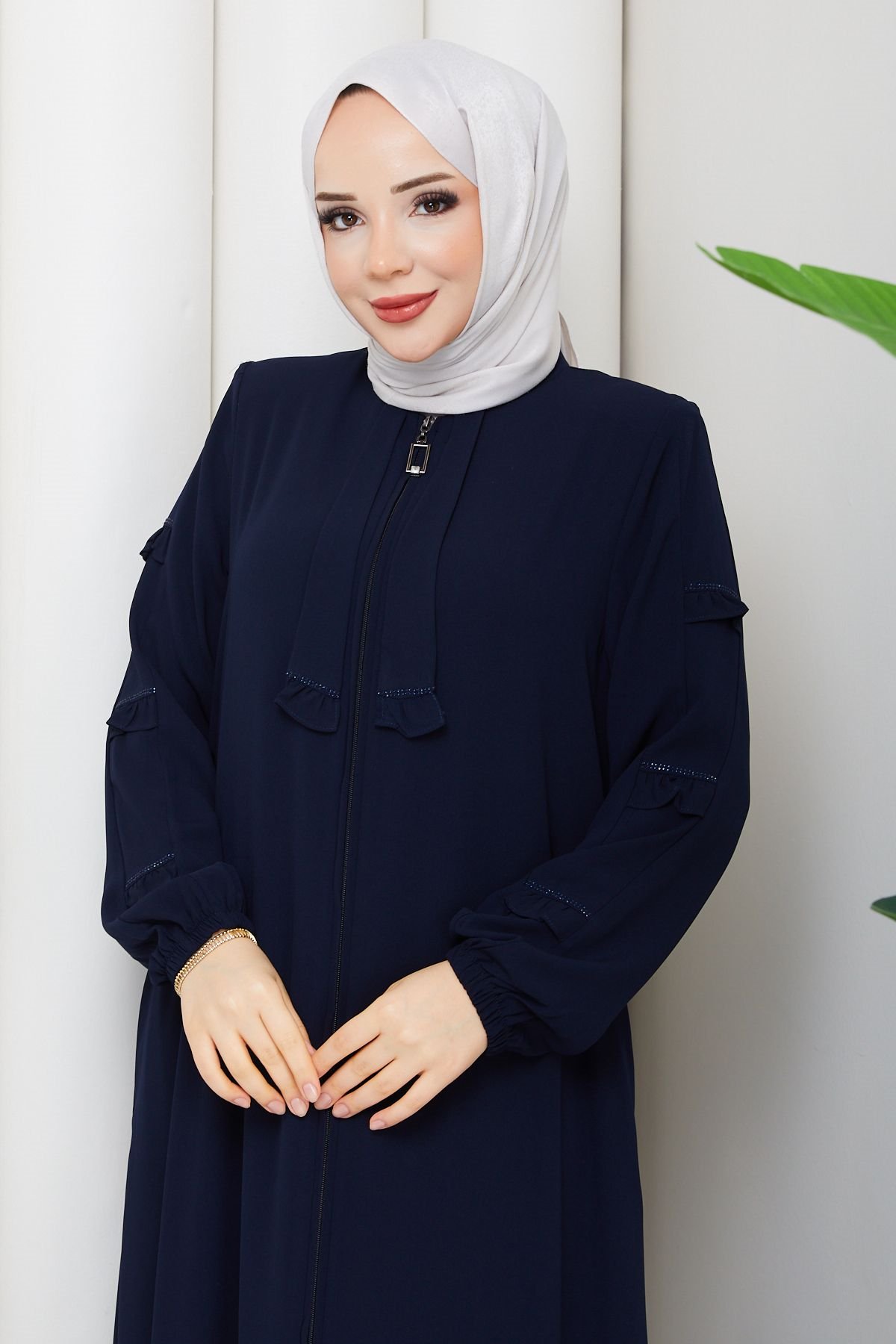 ETEĞİ KOLLARI FIRFIRLI FERACE