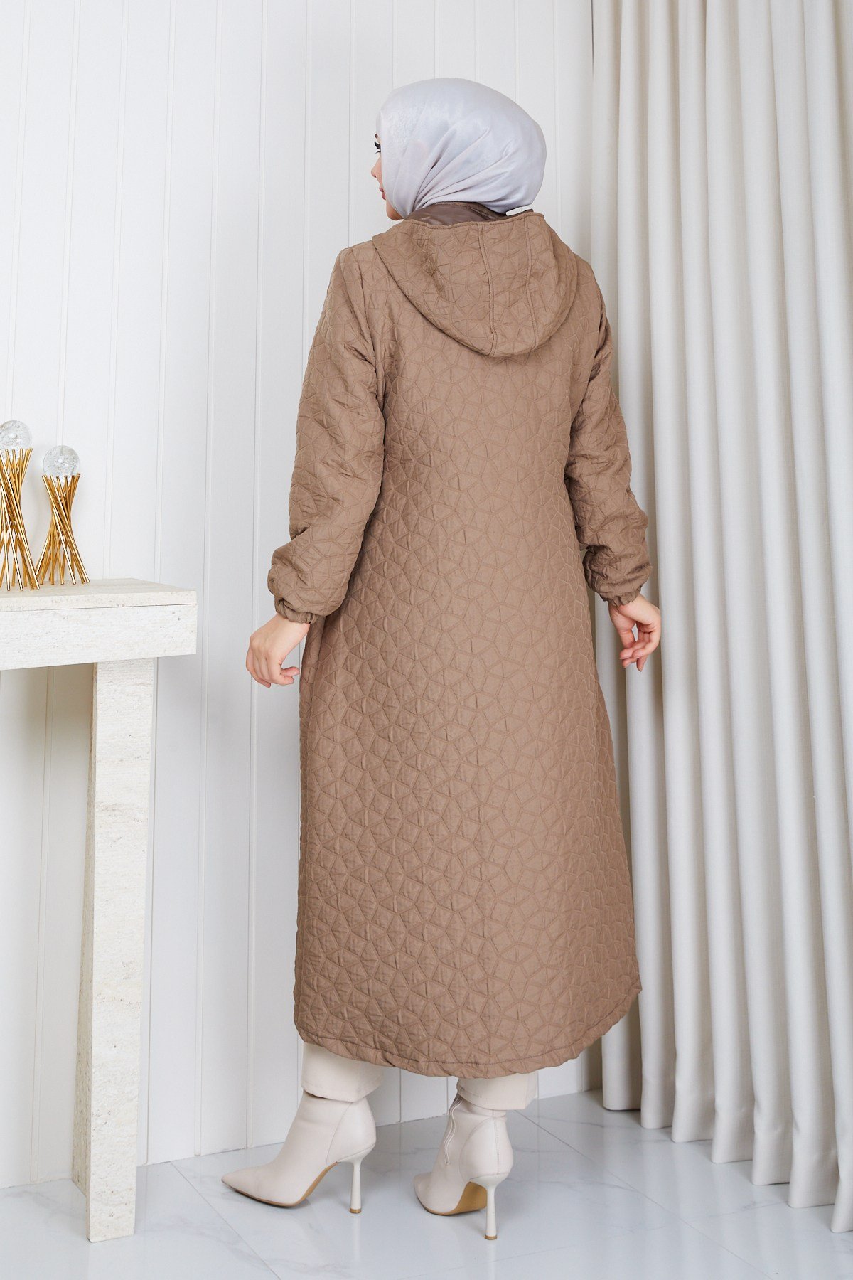 KAPŞONLU BELİ LASTİKLİ KAPİTONE / Camel