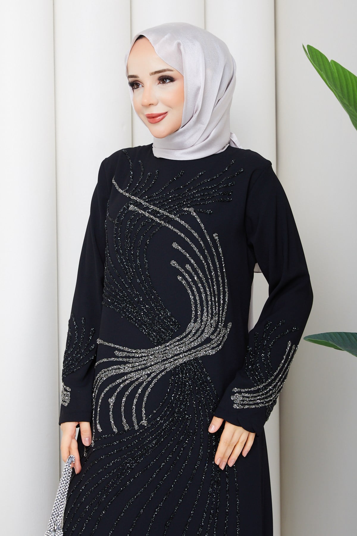 ZARİF TAŞ İŞLEMELİ ABİYE ELBİSE / Siyah