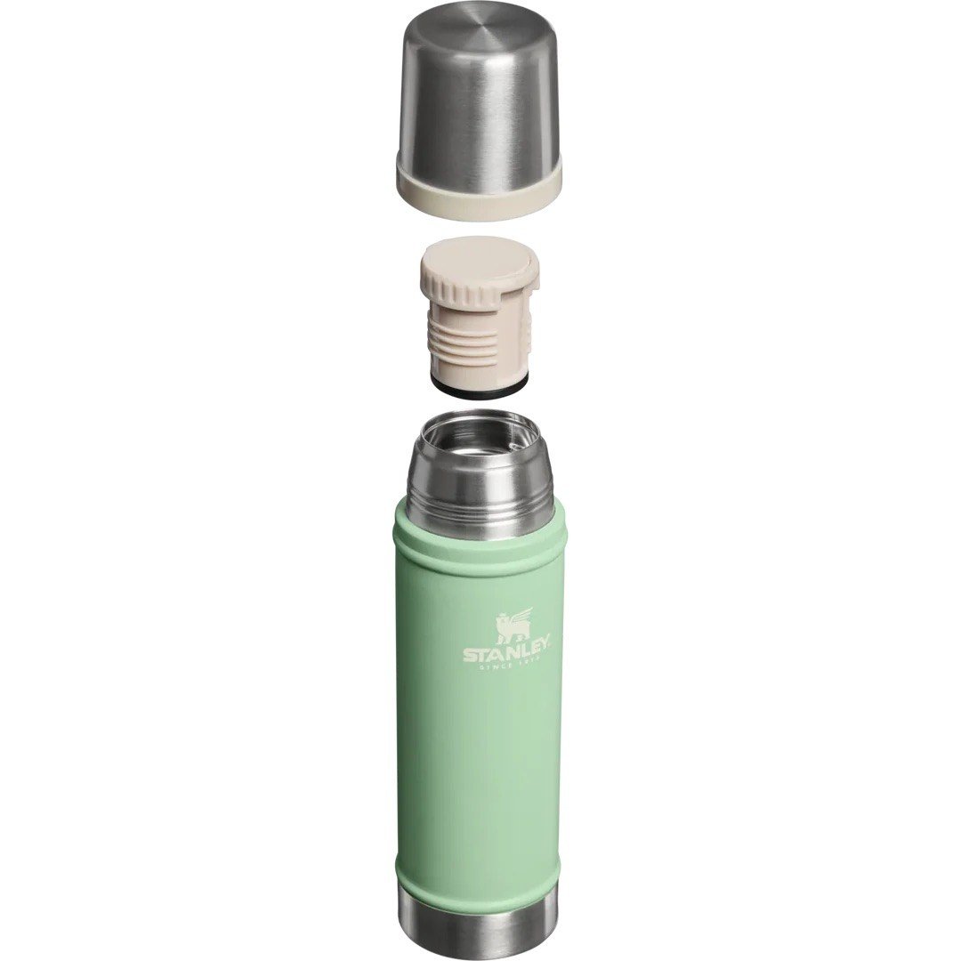 Stanley Legendary Classic Bottle | 0.59L / 20oz - Pistachio