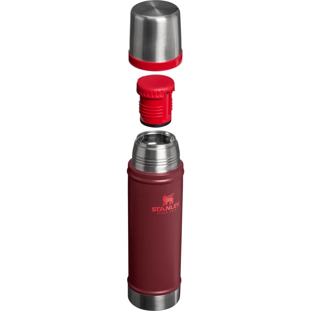 Stanley Legendary Classic Bottle | 0.59L / 20oz - Cranberry