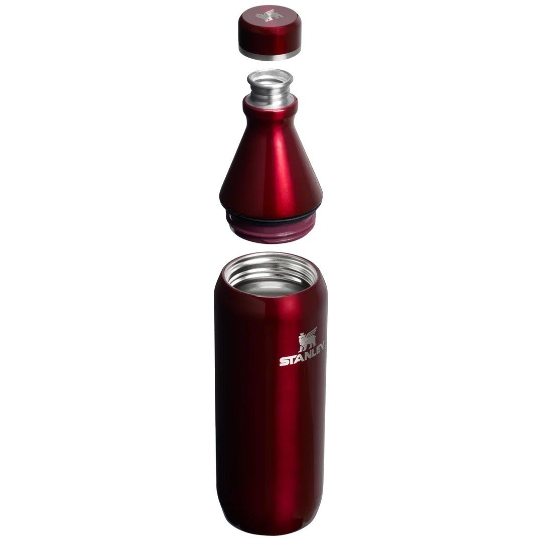 Stanley The All Day Slim Bottle  0.6L / 20oz - Garnet Shine