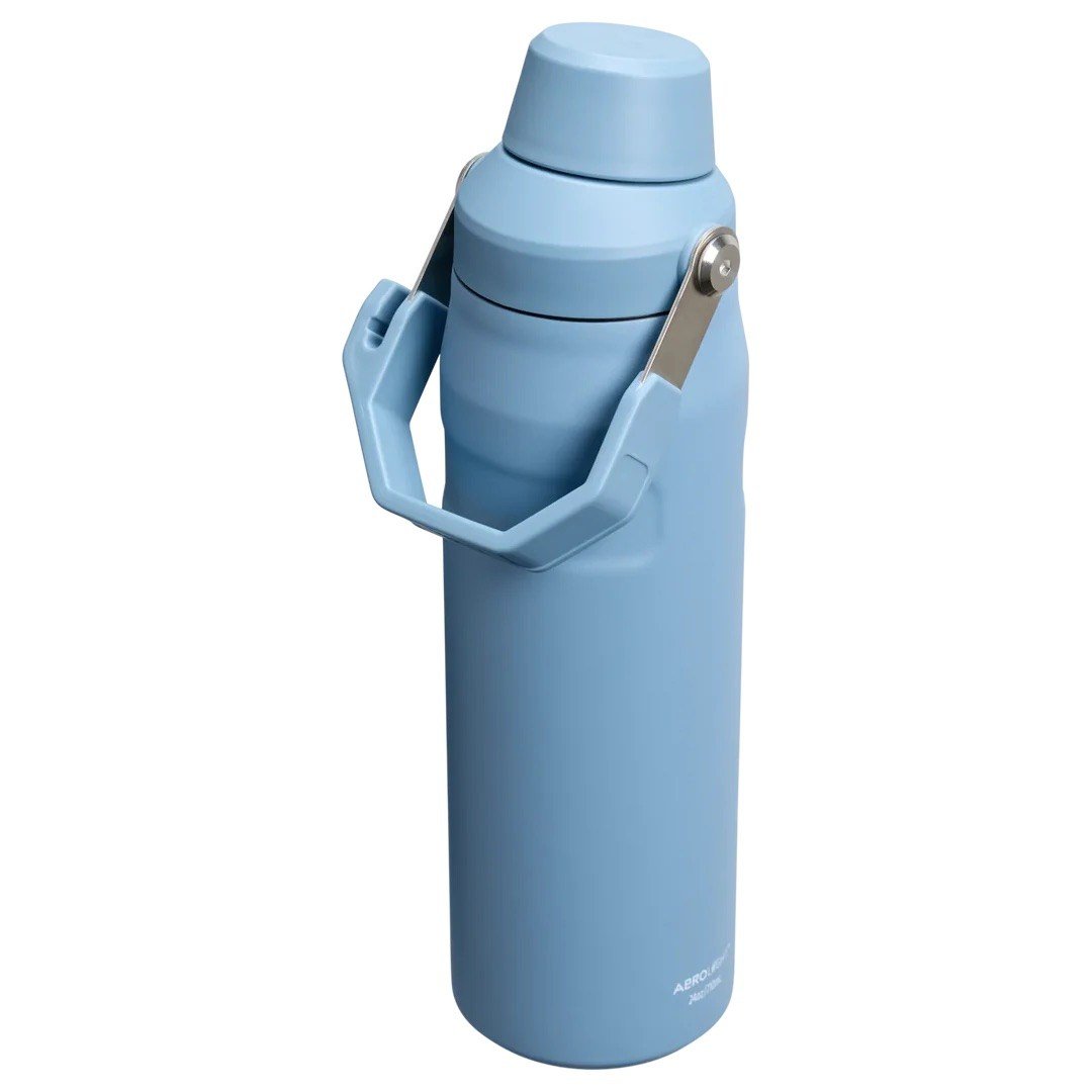 Stanley The IceFlow™ Bottle Fast Flow 0.7L / 24oz - Indigo