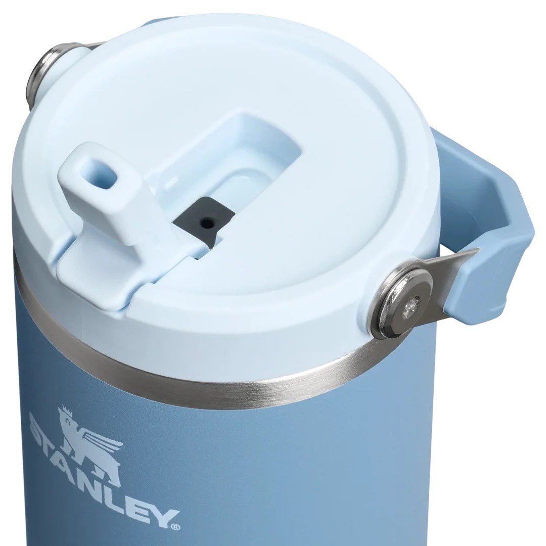 Stanley The IceFlow™ Flip Straw Tumbler 0.89L / 30oz - Indigo