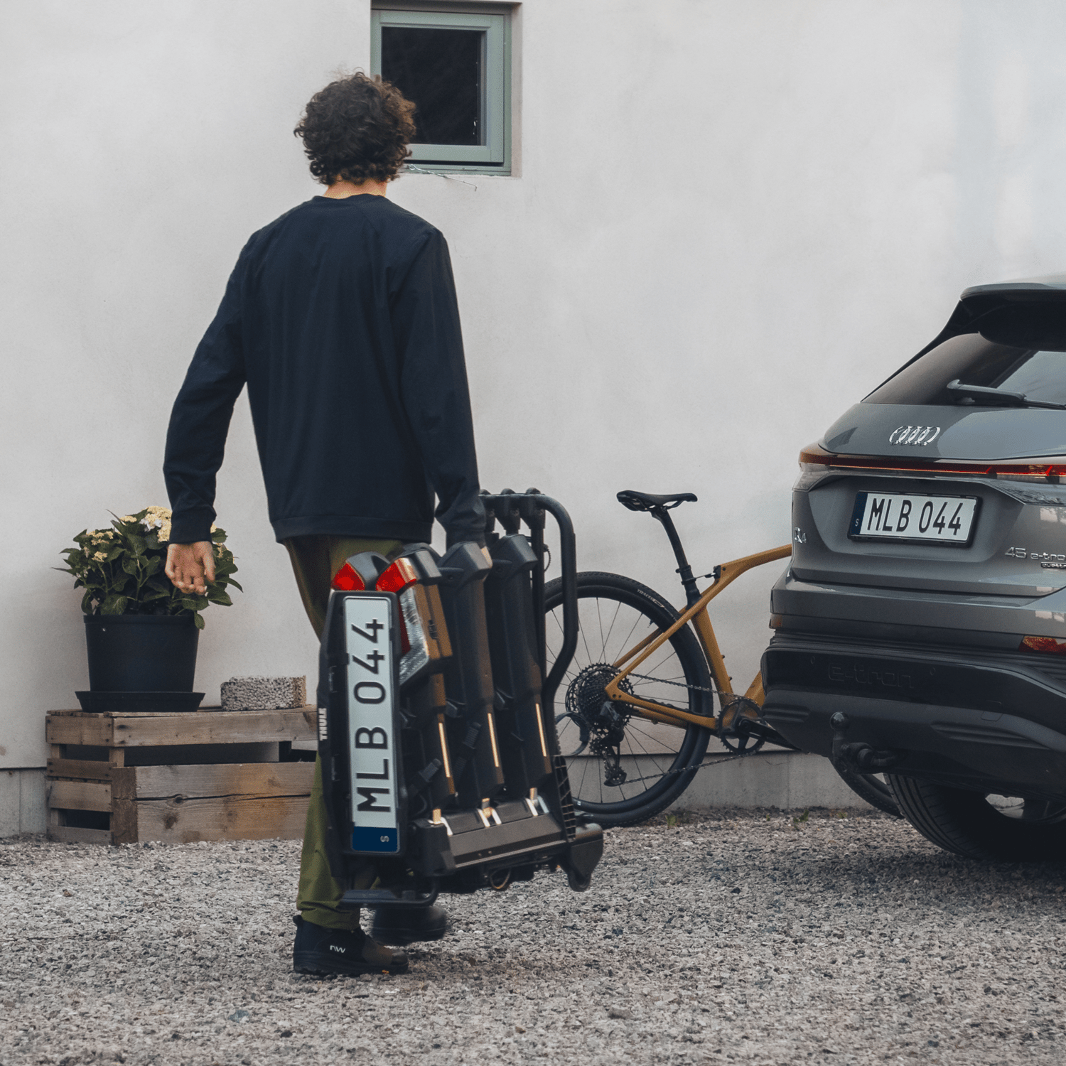 thule-easyfold-3-4acd-a.png