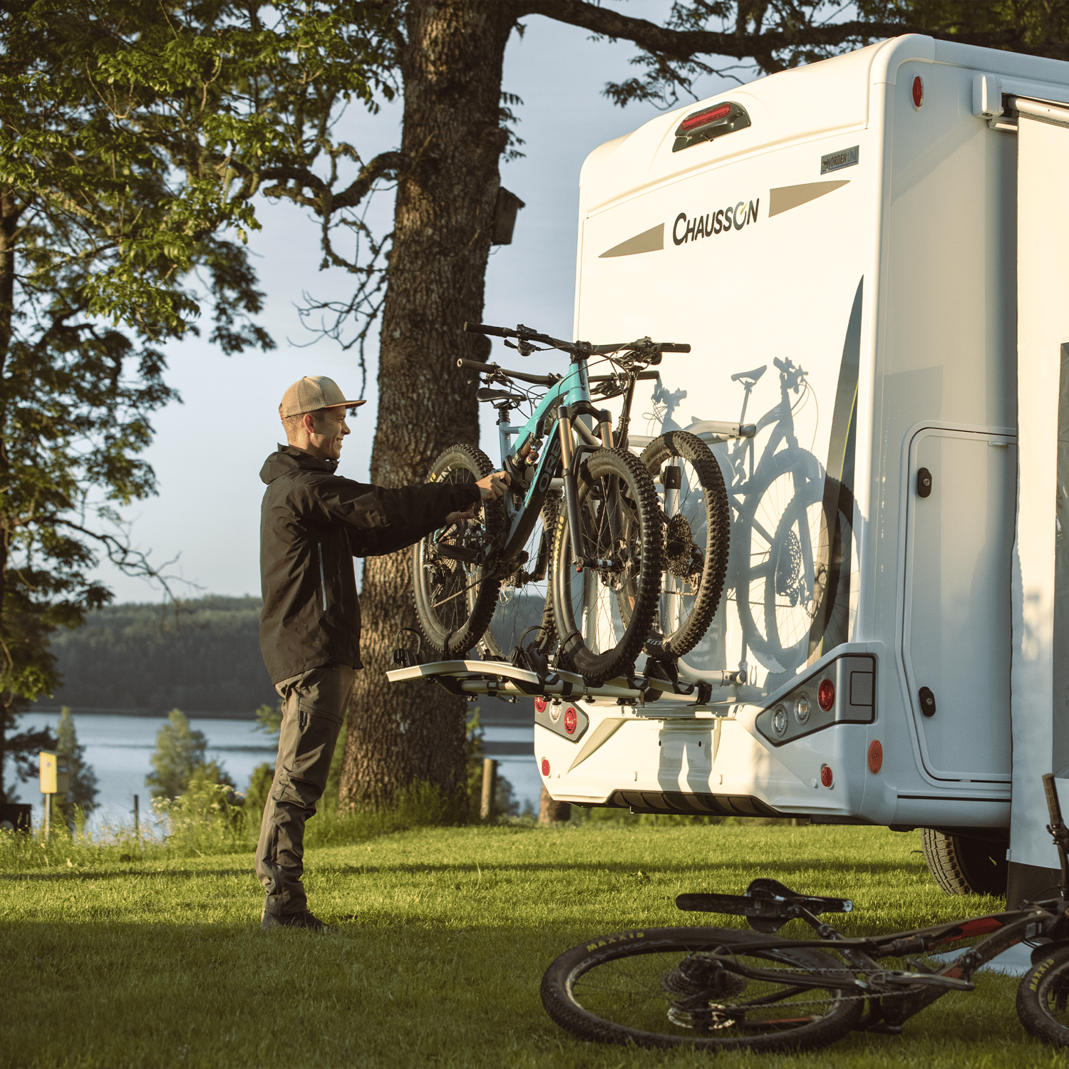 thule-elite-g2-standard-f67-49.png