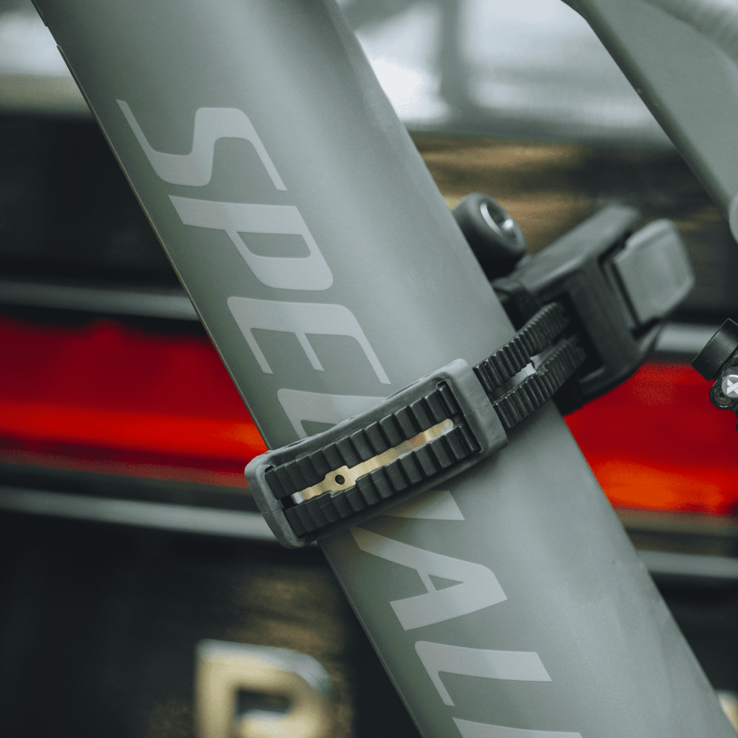 thule-epos-473f-4.png