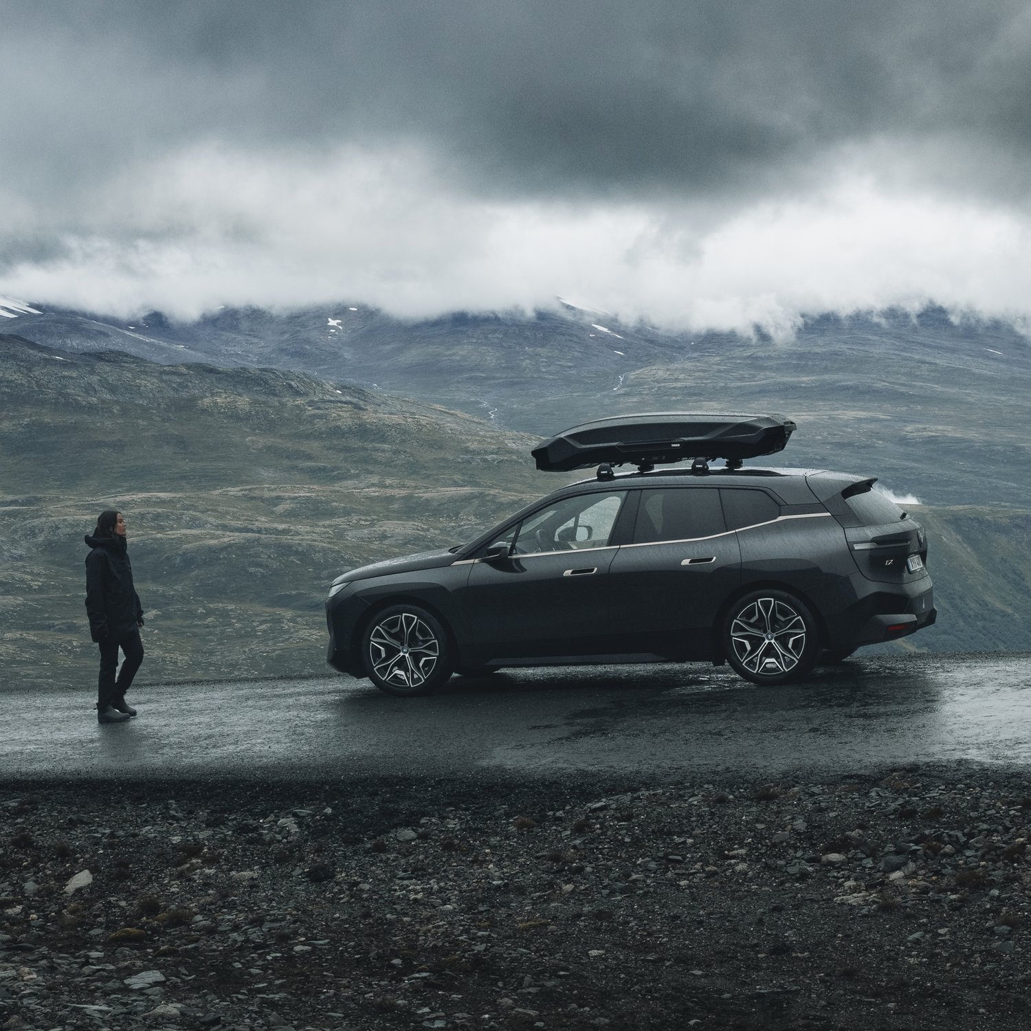 thule-motion-3-xl-low-c3c-84.png