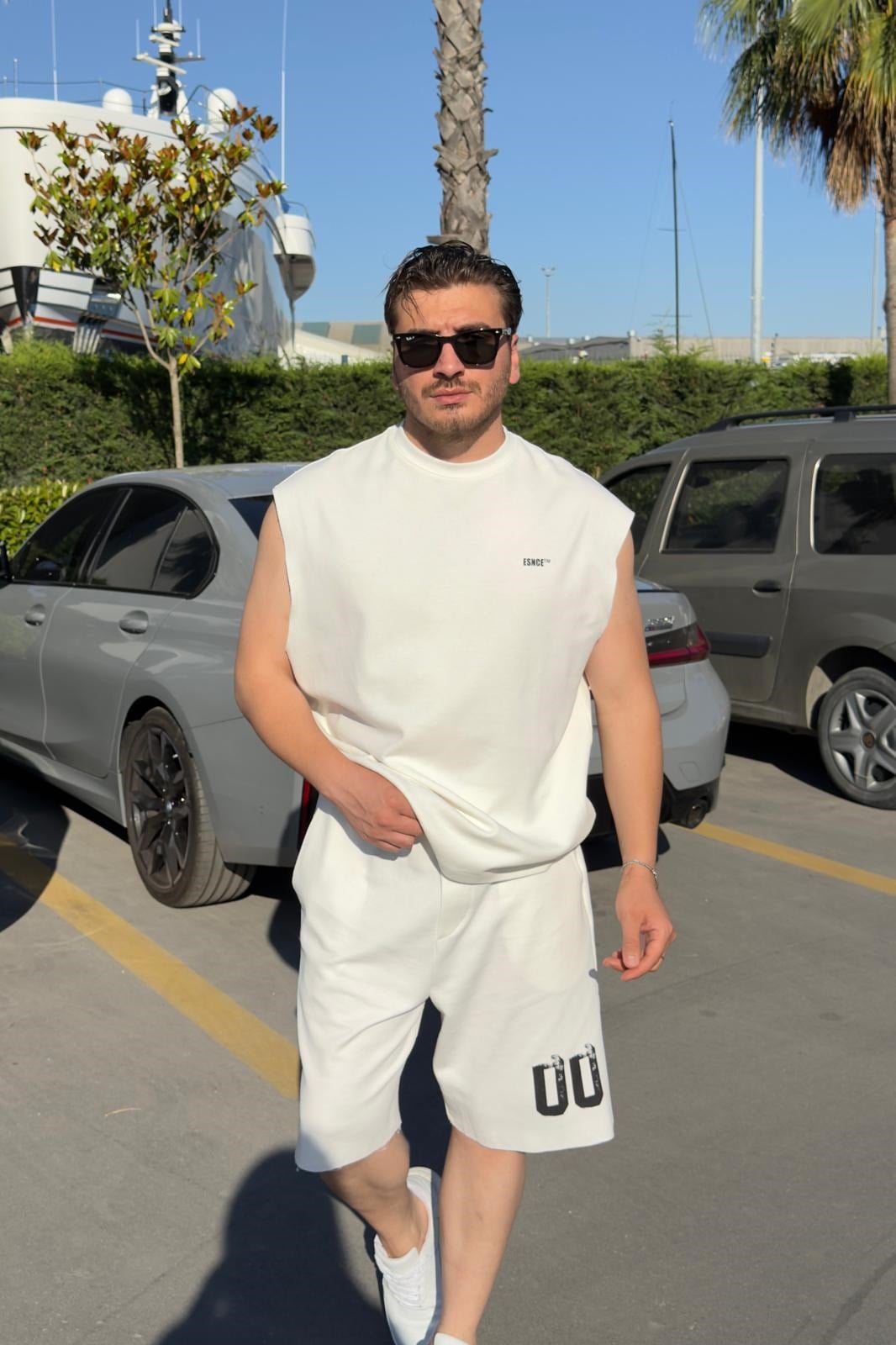Baskılı Oversize Şort Takım Beyaz