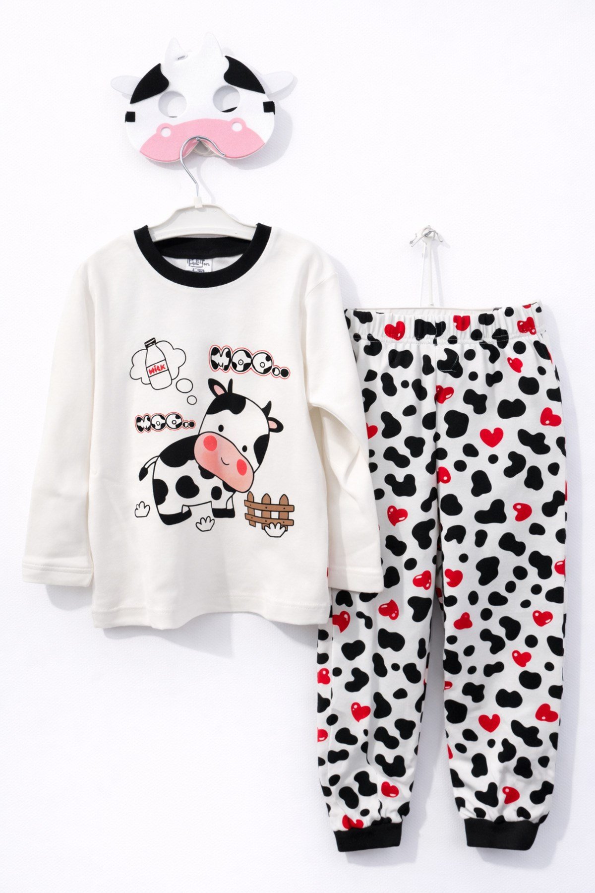 İnekli Maskeli Kız Çocuk Pijama Takımı