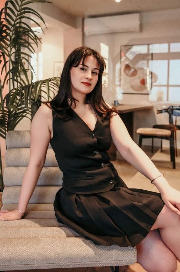 Livia Elbise – V Yaka, Yelek Detaylı