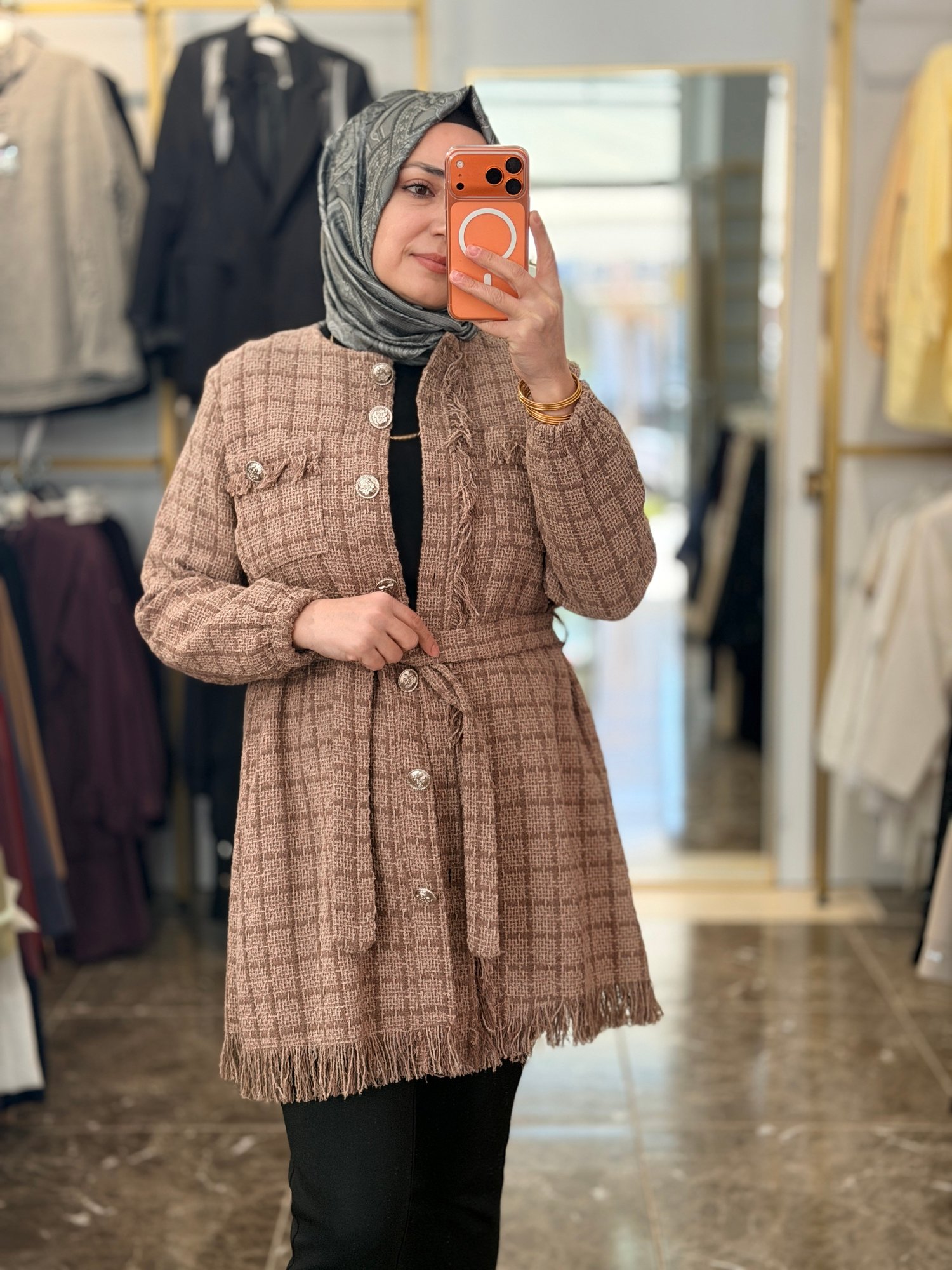 3039 Belden Bağlamalı Şanel Kap