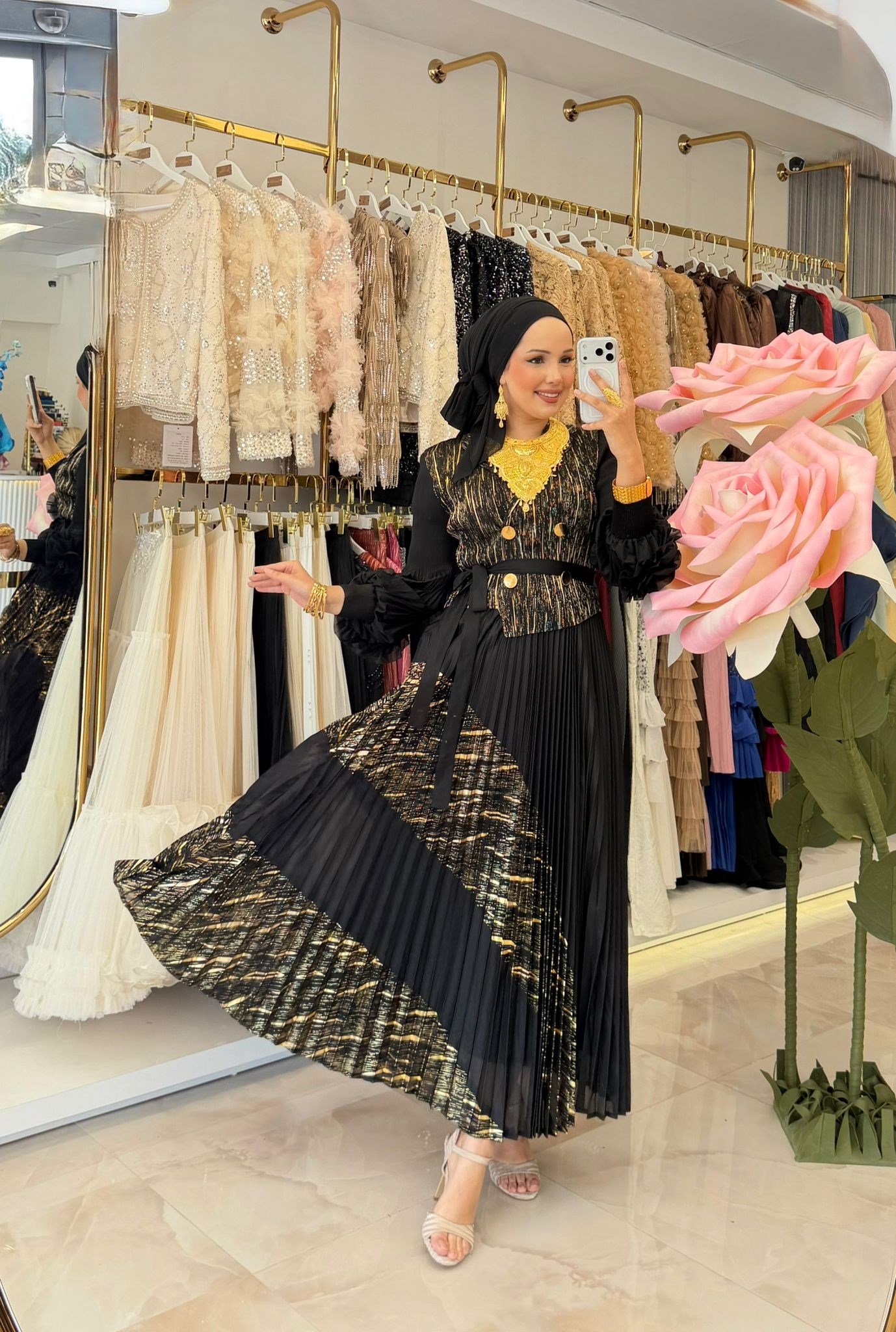 Gold Düğmeli Elbise siyah