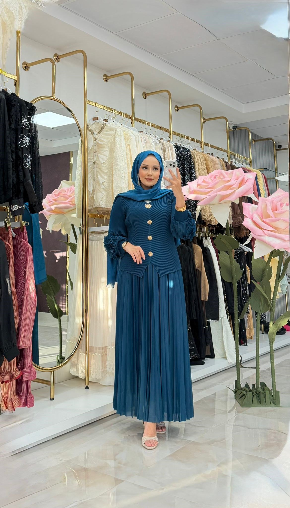 YASMİNE ETEKLİ TAKIM