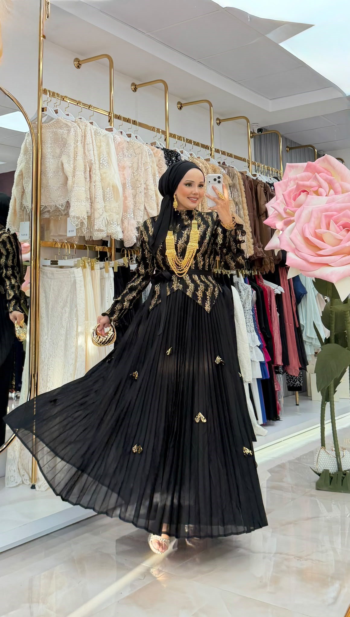 YONCA ELBİSE 