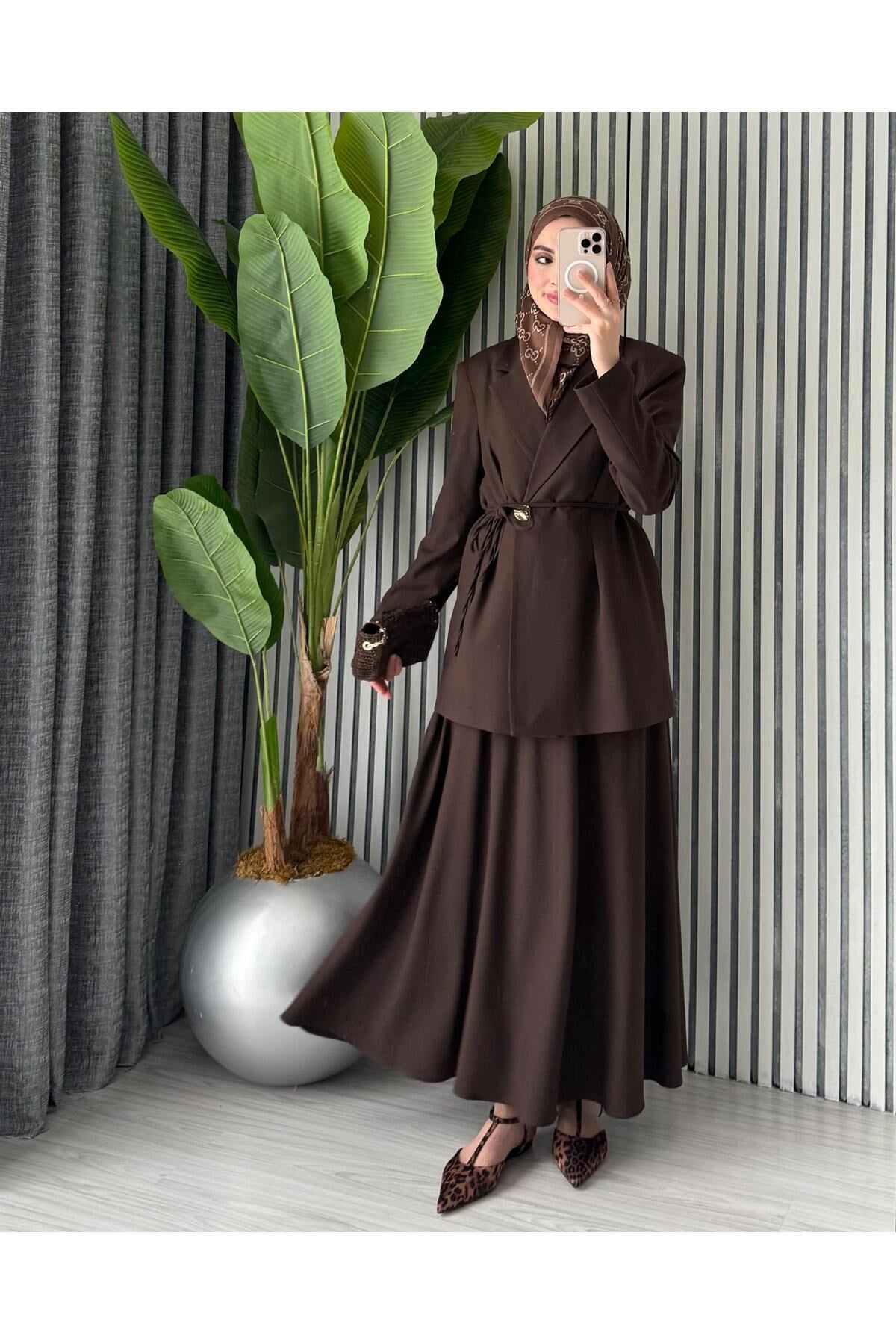 Kadın Oversize Tek Düğmeli Bağlamalı Ceket Etek Takım