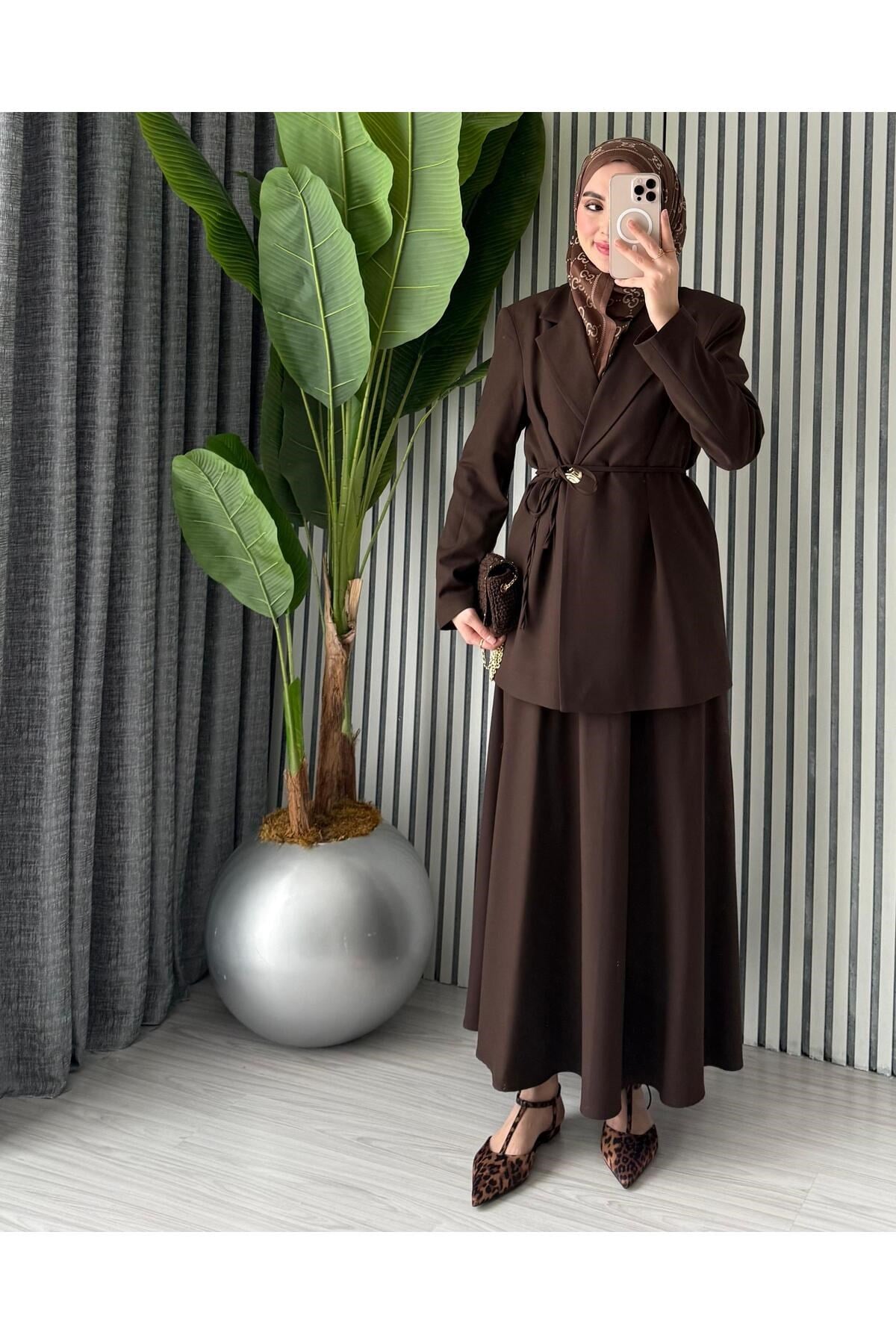 Kadın Oversize Tek Düğmeli Bağlamalı Ceket Etek Takım