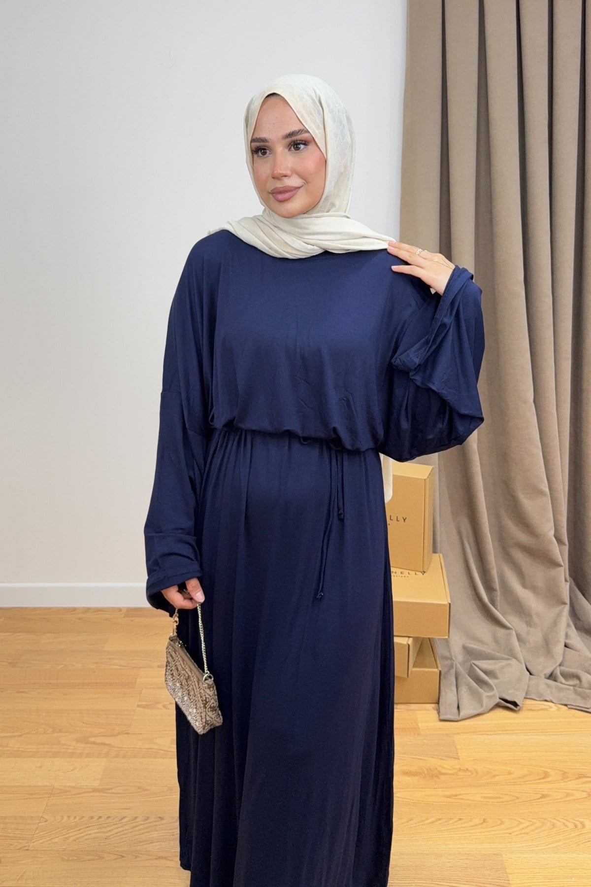 kadin-rahat-penye-tesettur-etekli-taki-c95cdd.jpg