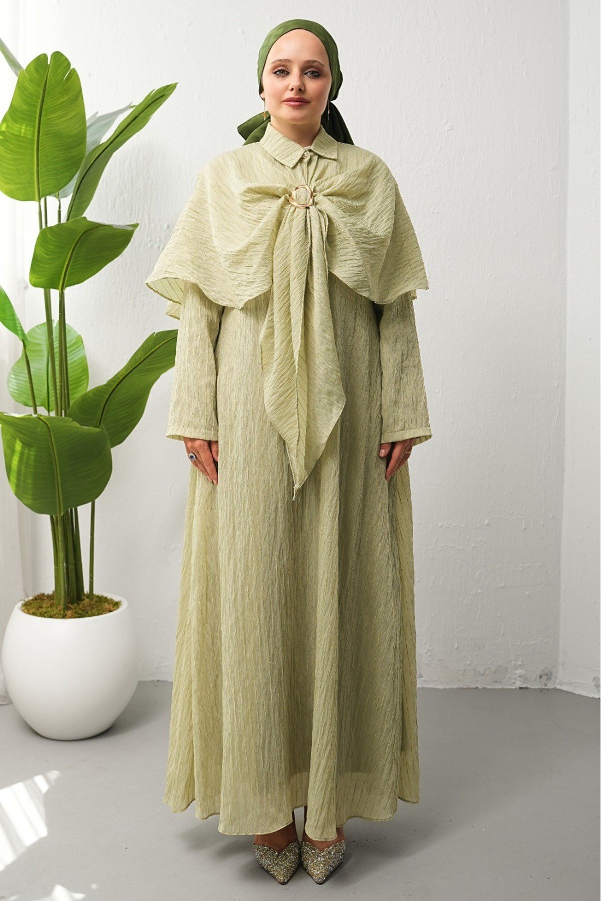 molly-nelly-kadin-bros-salli-uzun-elbi-7bf94e.jpg