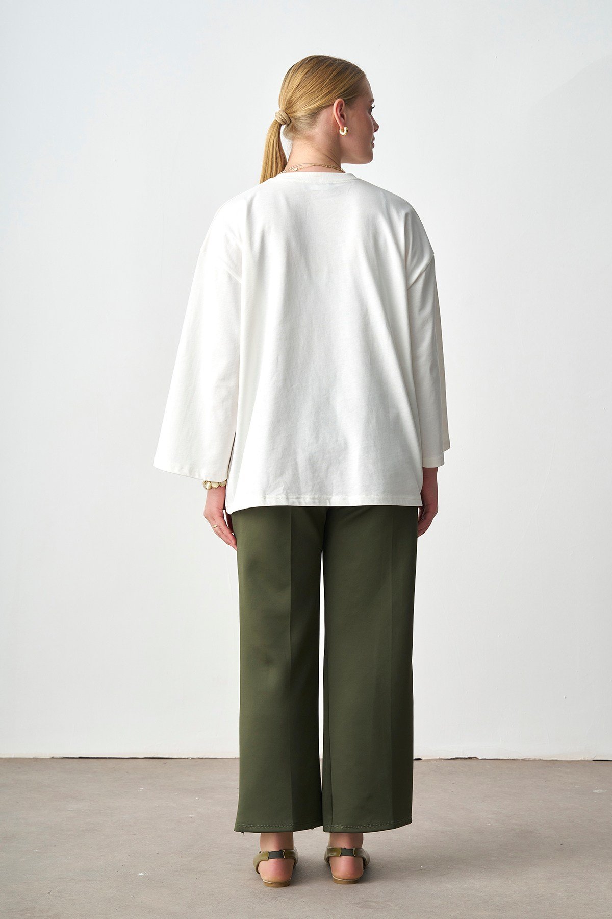 molly-nelly-kadin-genis-kol-basic-body--8c964.jpg