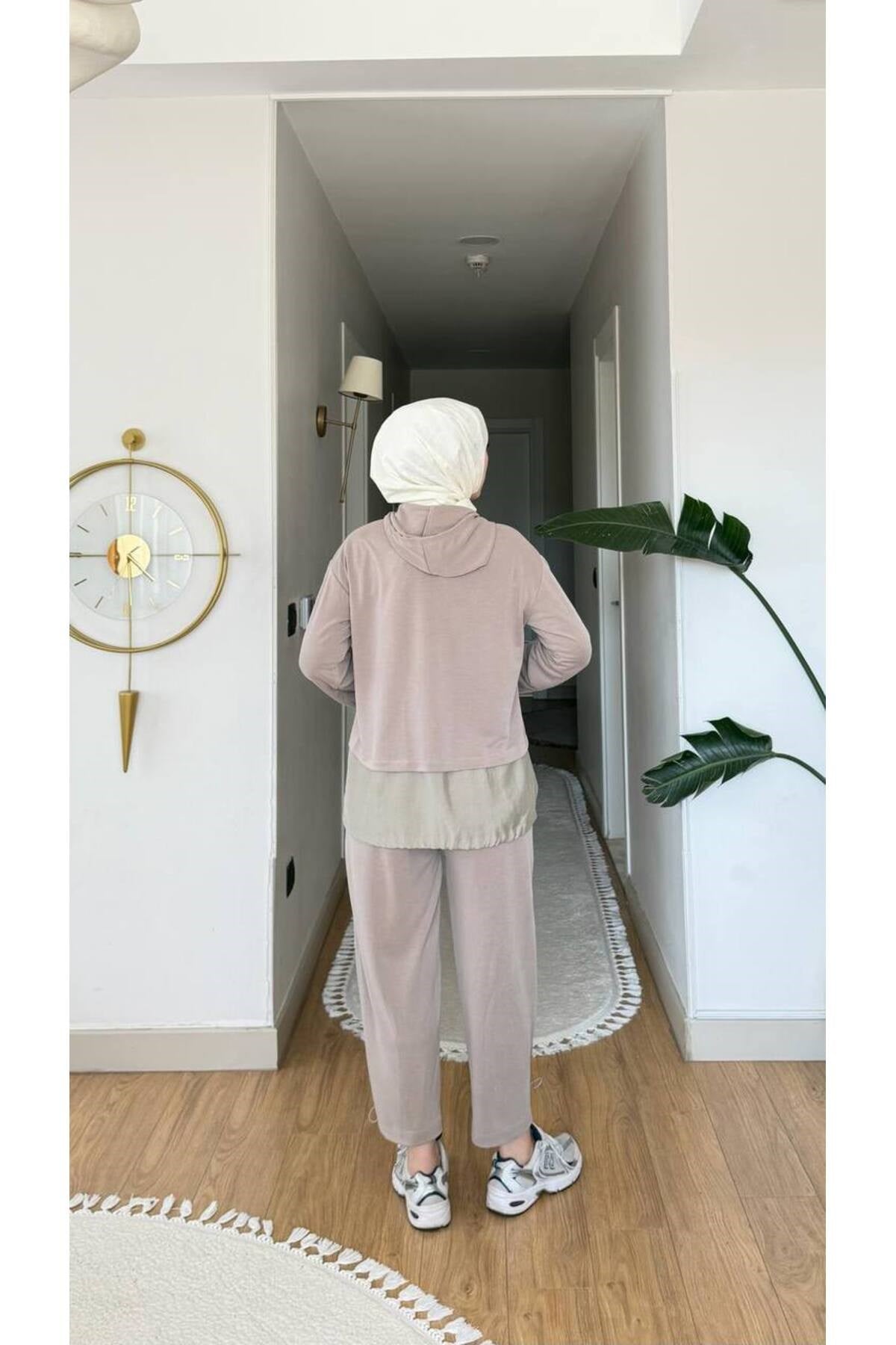 molly-nelly-kadin-kapsonlu-spor-sik-ta--3fefe.jpg