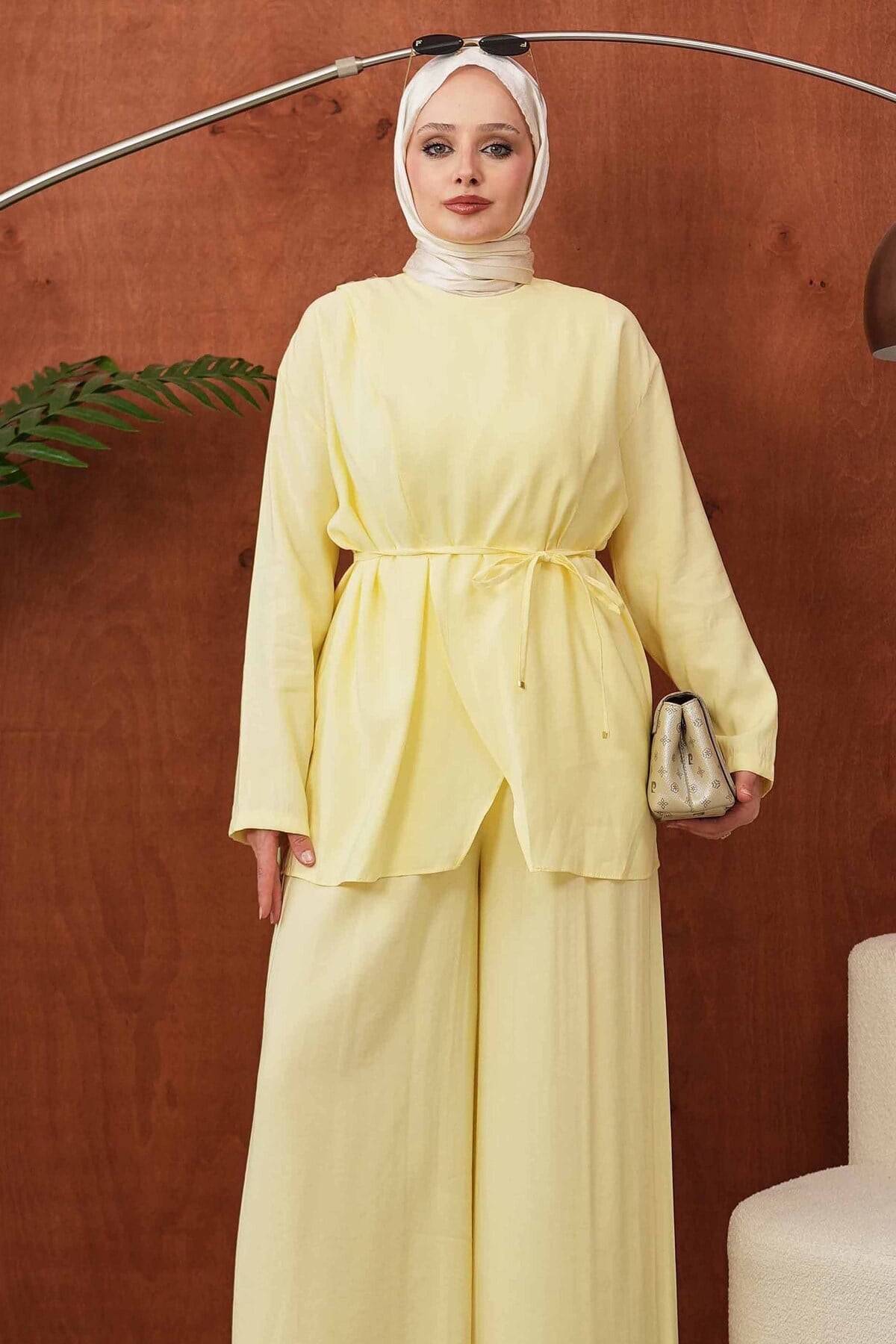 molly-nelly-kadin-onu-parcali-pantolon-6f908-.jpg