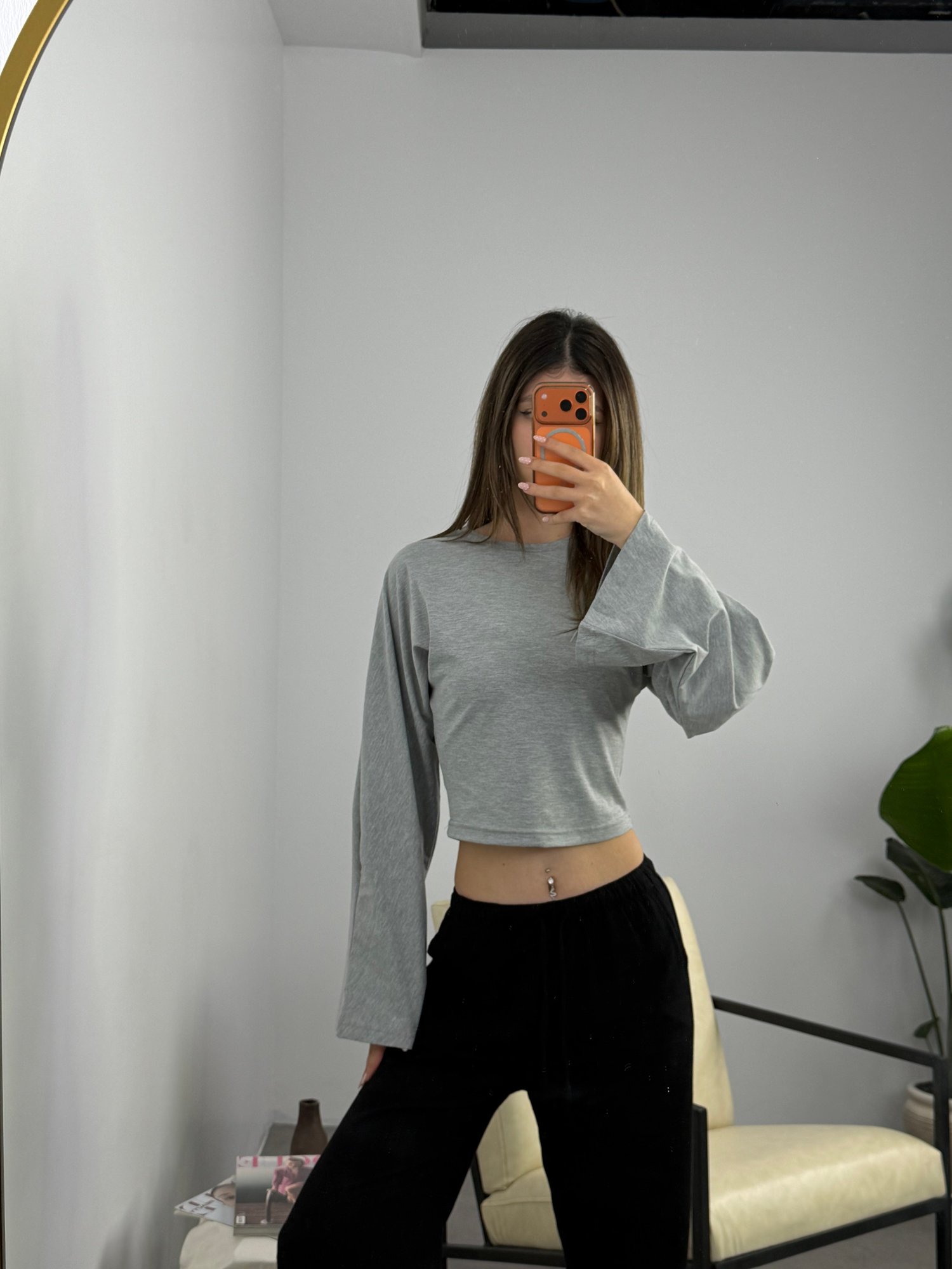 Esnek Fit Crop Gri