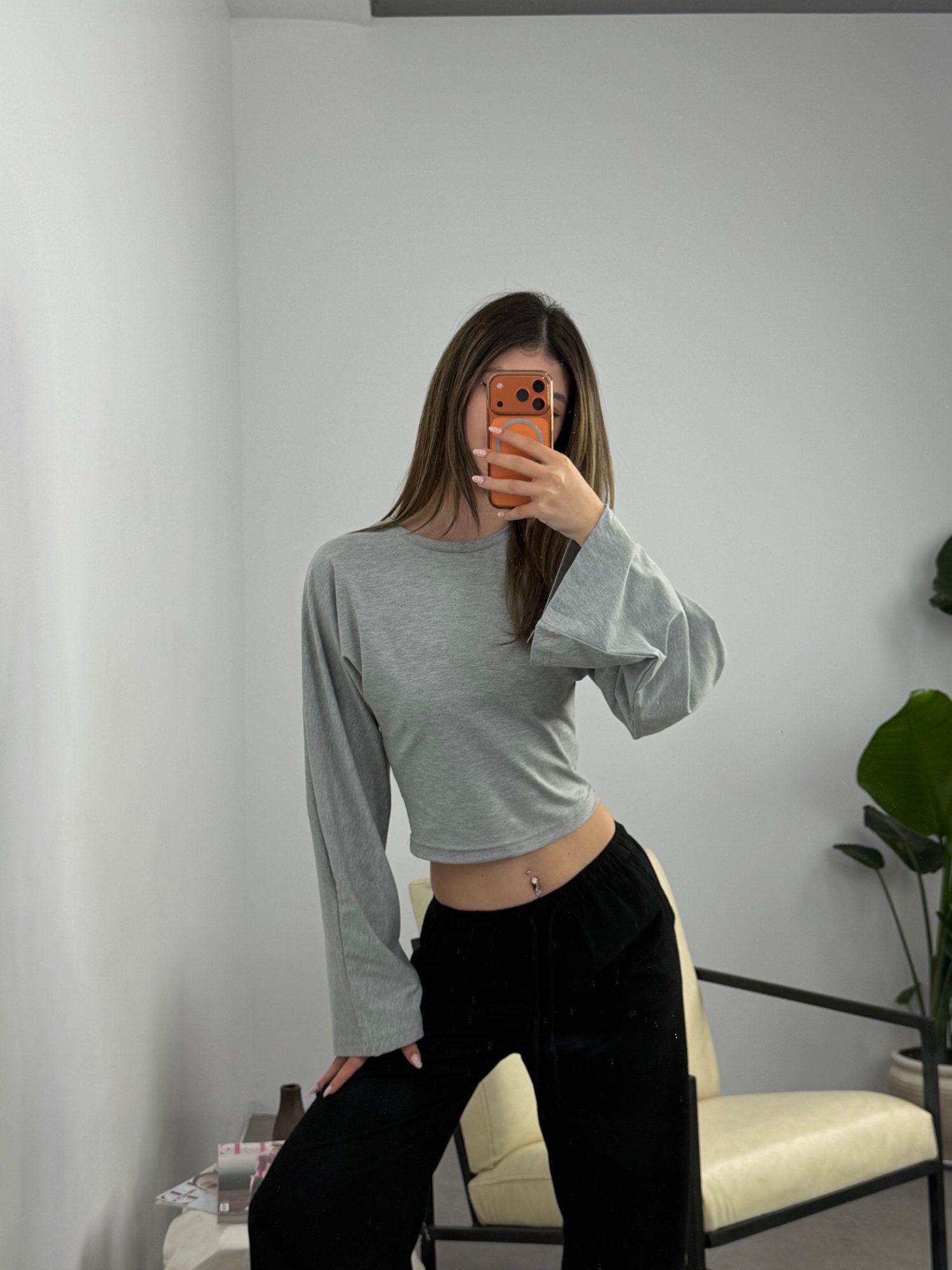 Esnek Fit Crop Gri